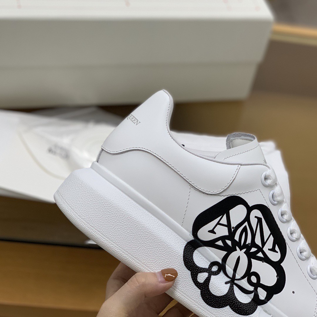 Alexander McQueen MO 3D white bloom Sneakers