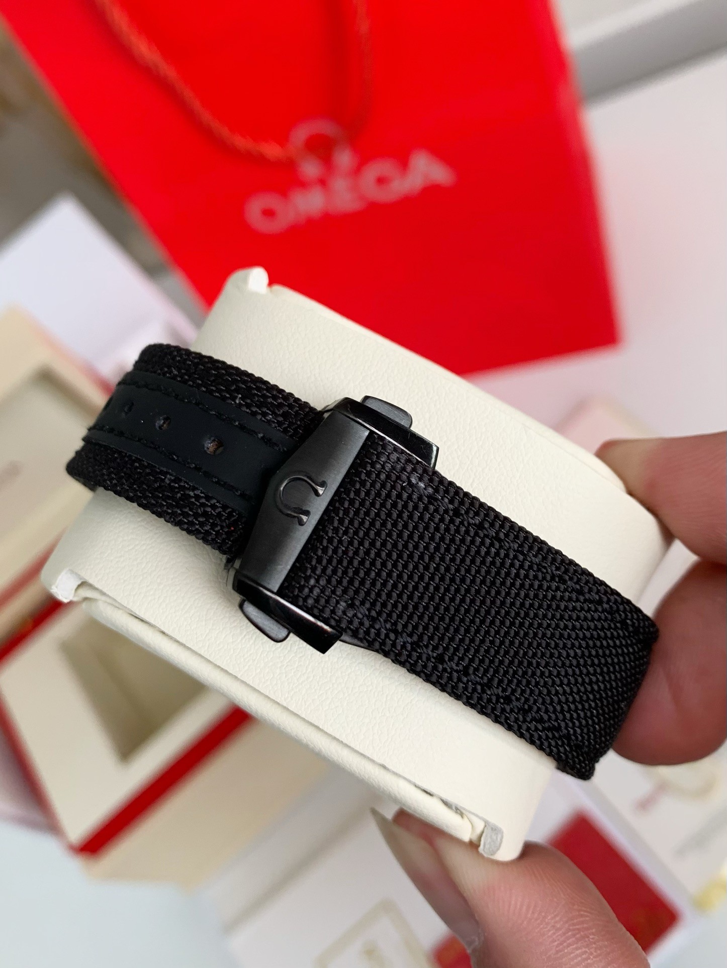 【#3840】Omega Speedmaster SeriesDark Side of the Moon, 50m waterproof watch, 44.25mm