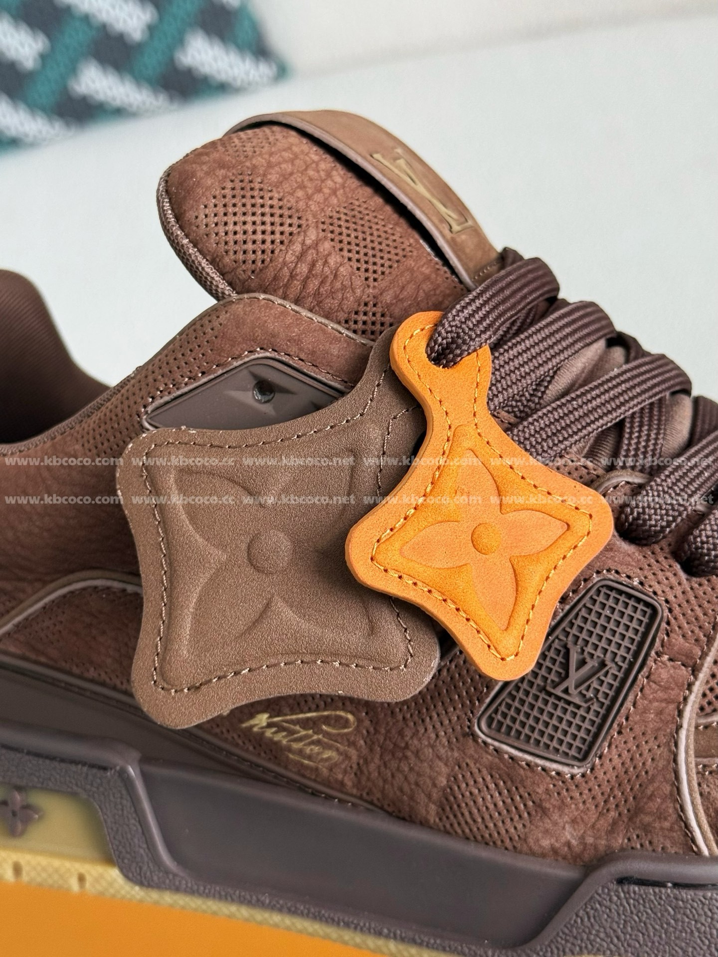 【#5074】 LOUIS VUITTON TRAINER SN EAKERS