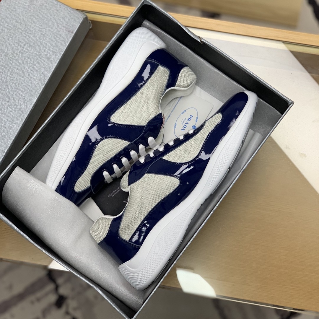 【#624】 Prada Sneakers