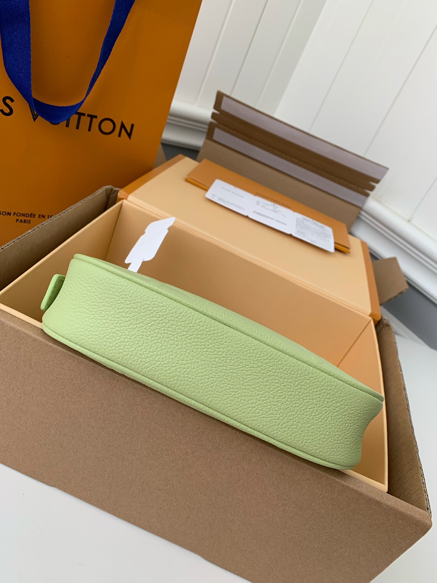 Louis Vuitton 23 New MINI MOON Handbag M82425, Top Quality