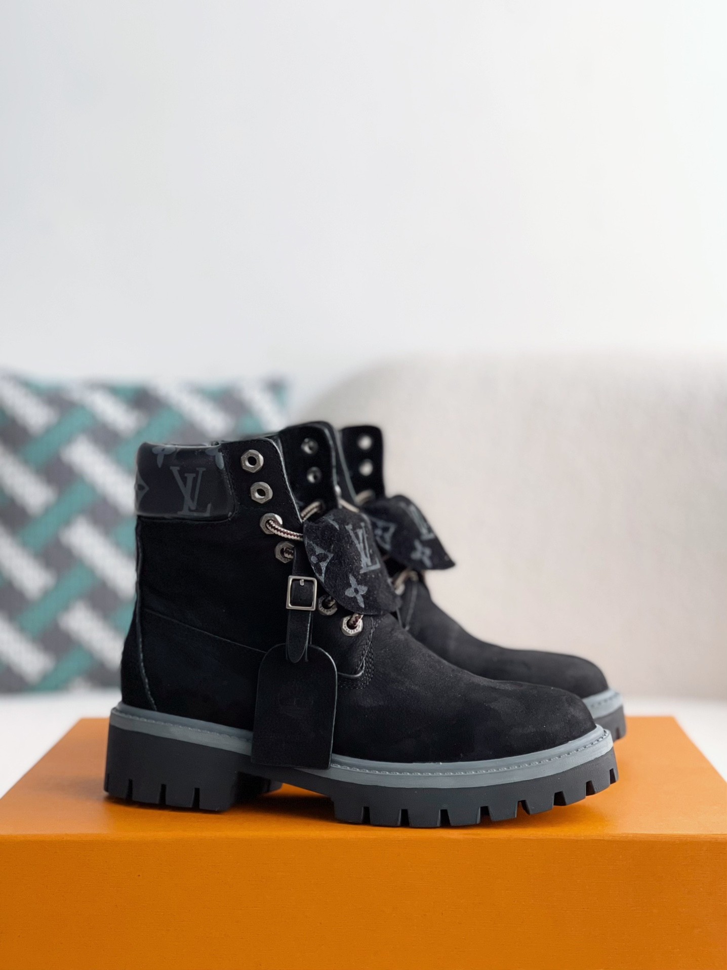 louis vuitton & timberland Martin boot
