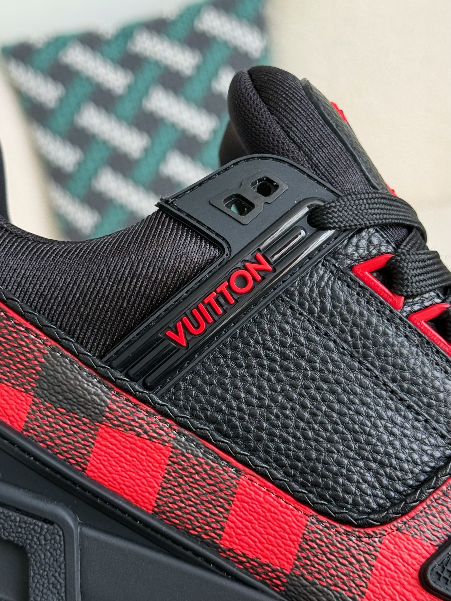 「#3922」 LOUIS VUITTON TRAINER SNEAKERS