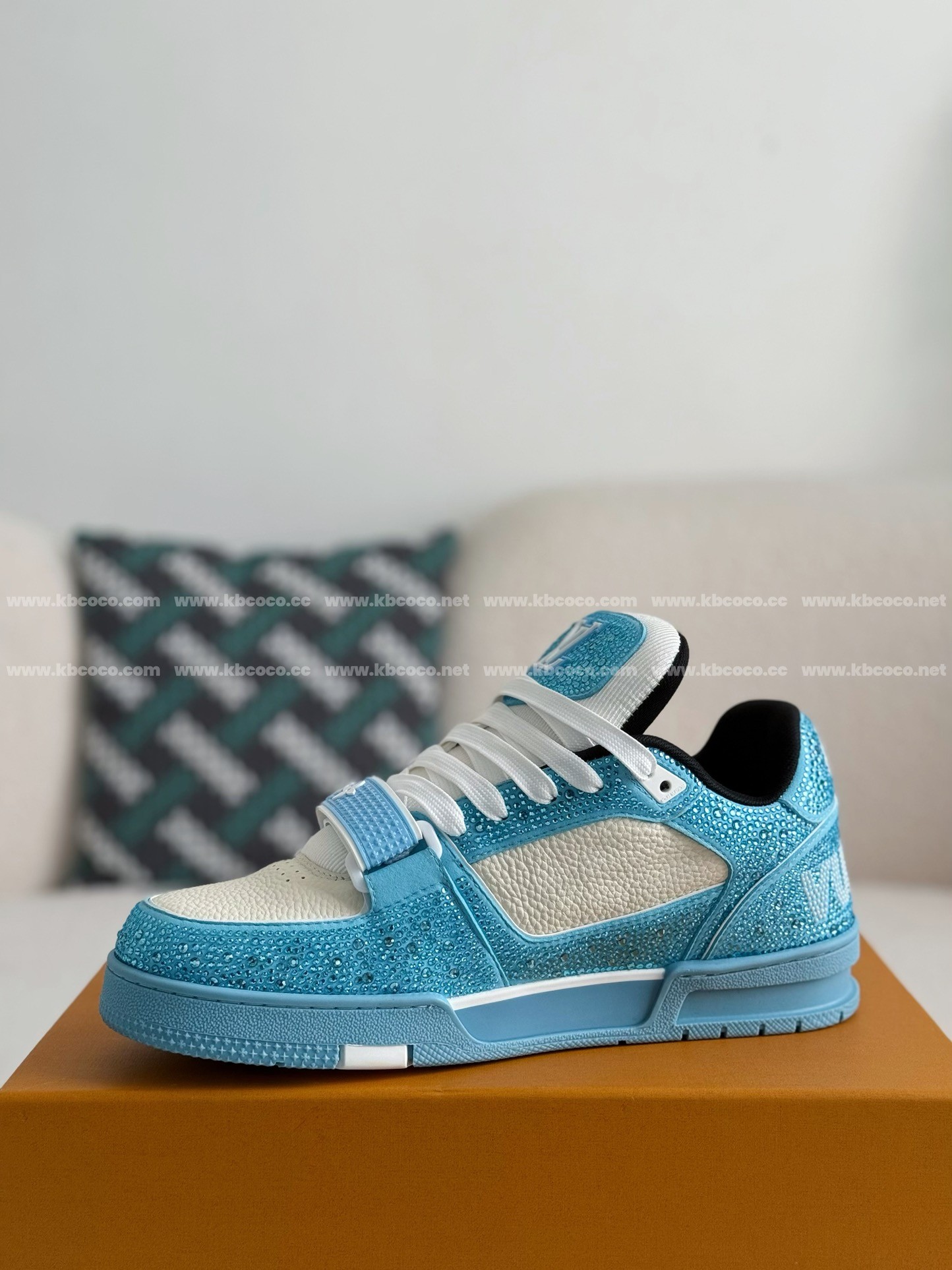 【#4200】 Louis Vuitton Trainers Sneakers