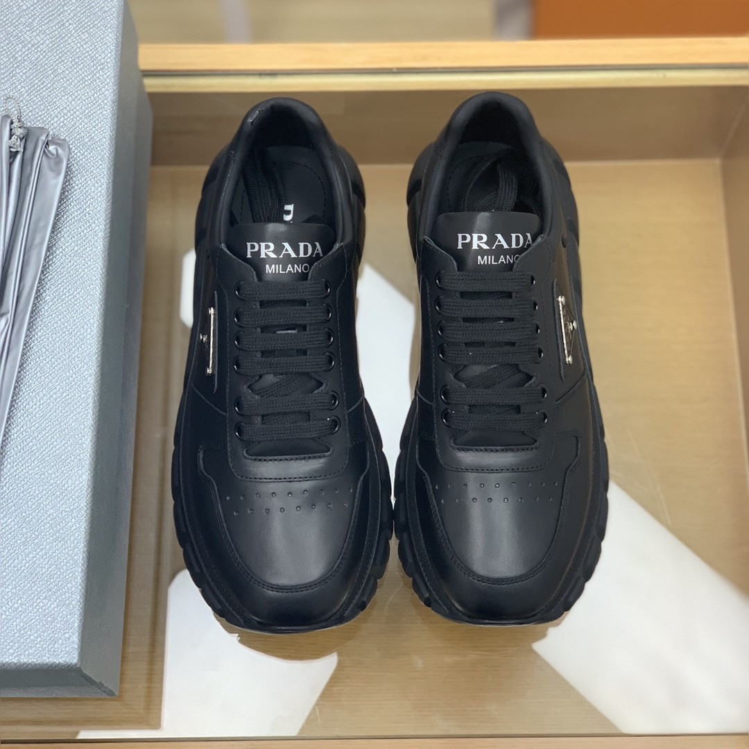 【#623】 Prada Sneakers