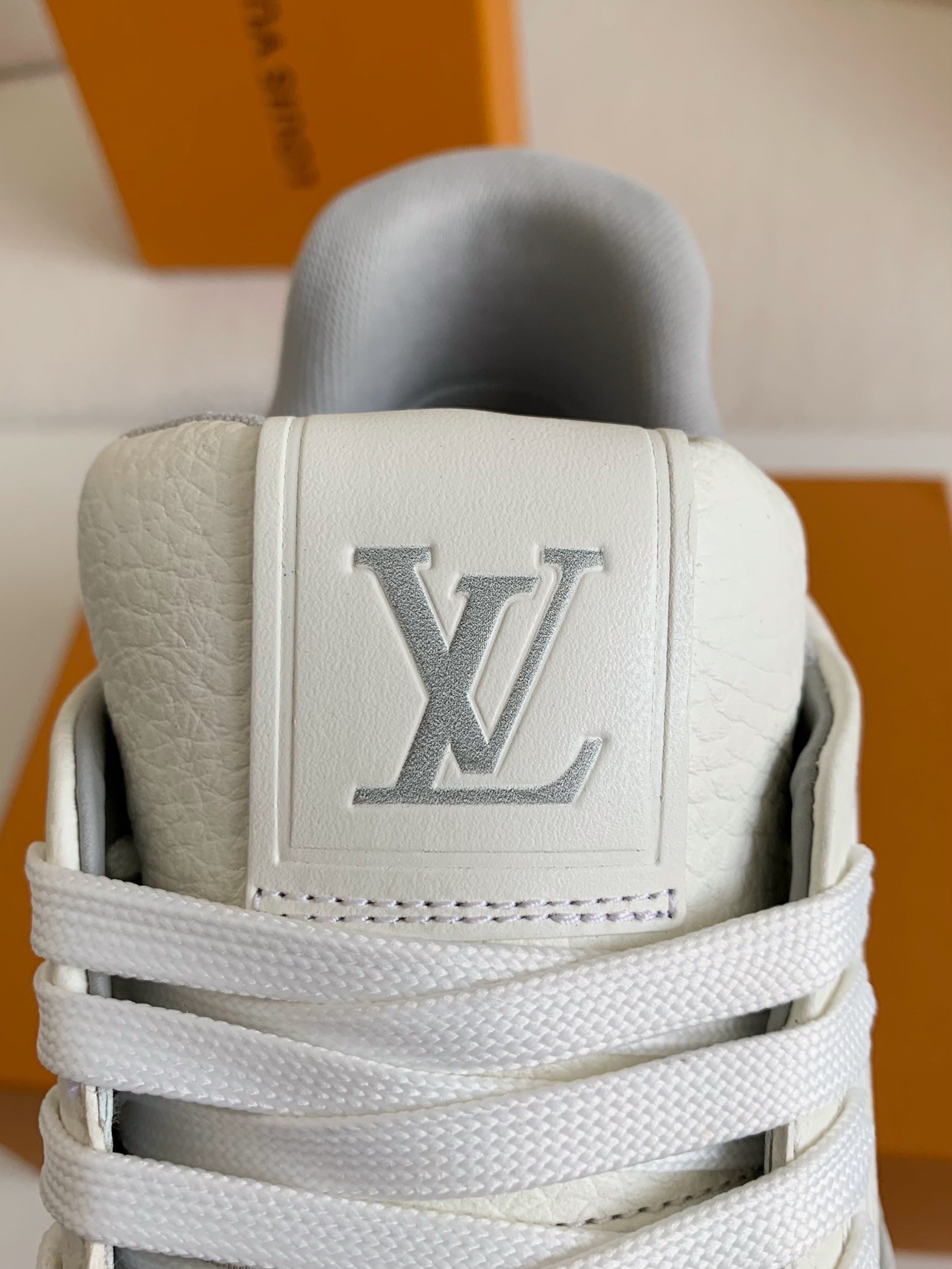 LOUIS VUITTON TRAINER Sneakers Topquality