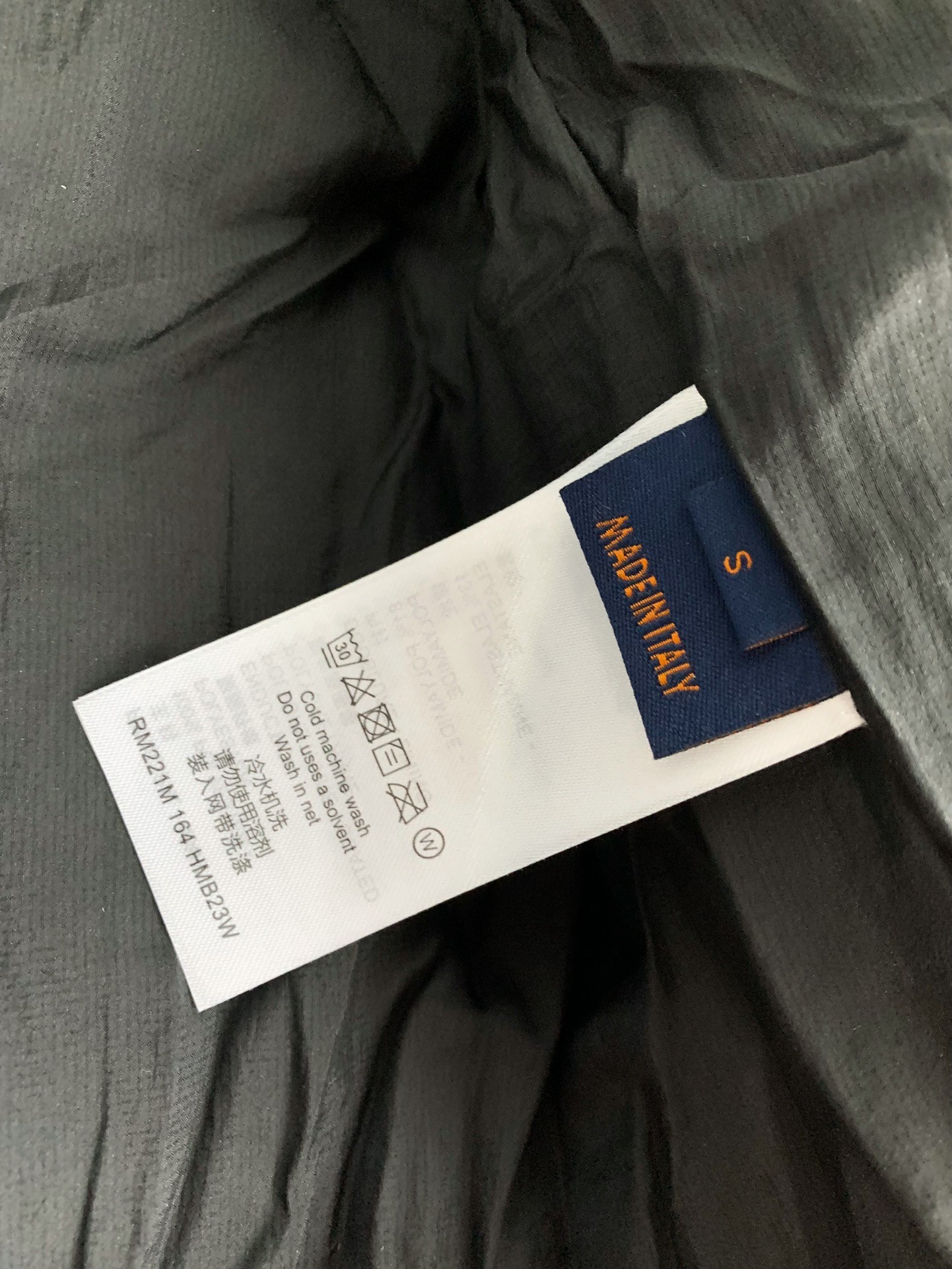 Louis Vuitton 24s warm color changingfabric men's down jacket