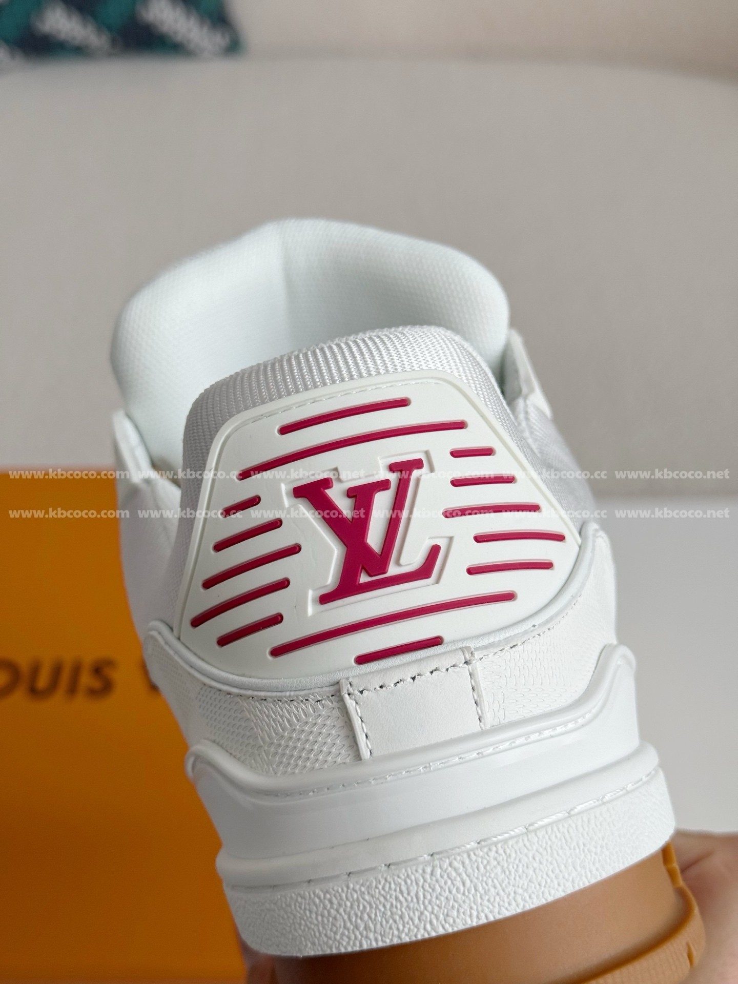 【#5366】 LOUIS VUITTON TRAINER SNEAKERS