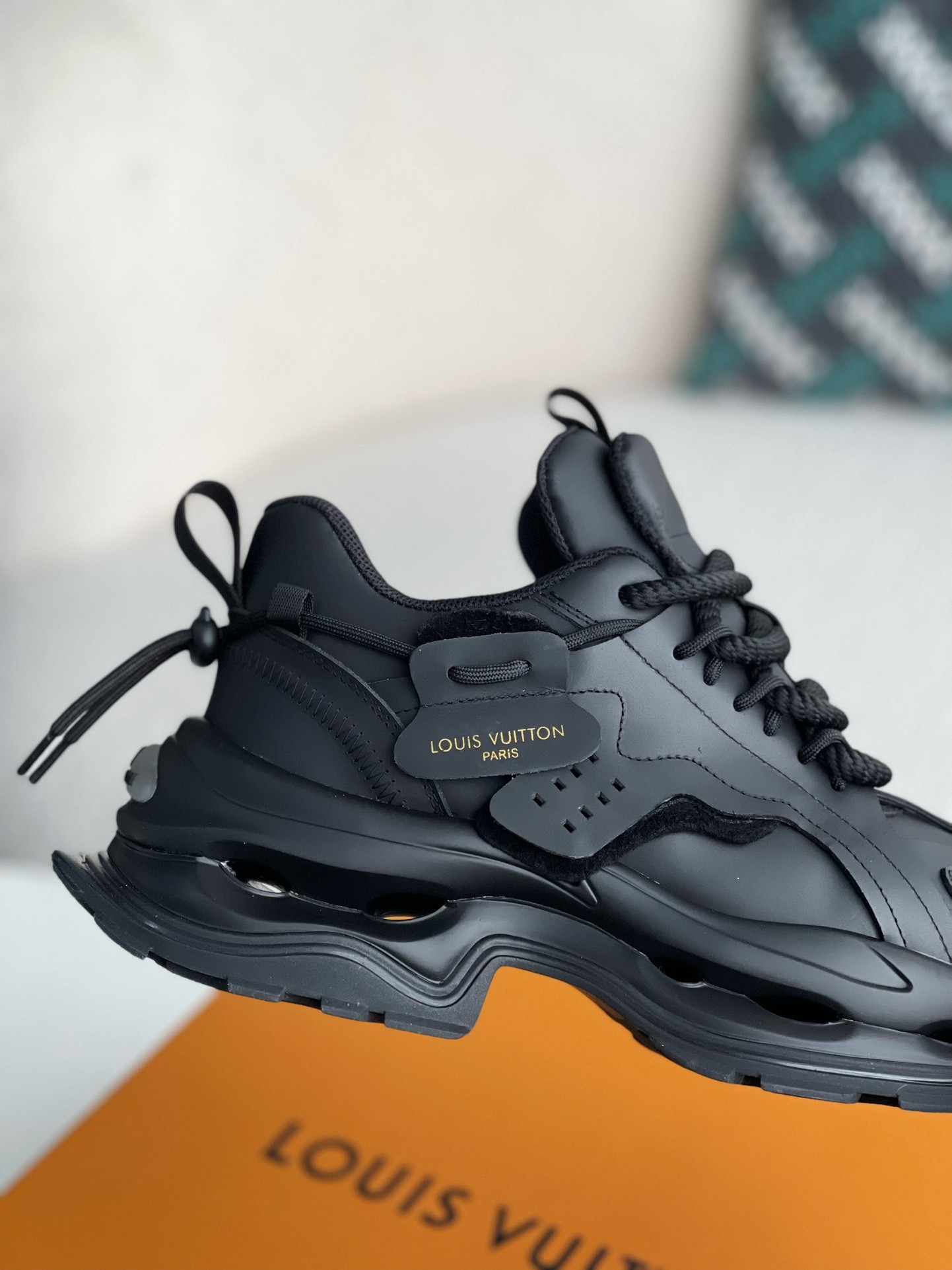 [#3520」 LOUIS VUITTON CASUAL SNEAKERS