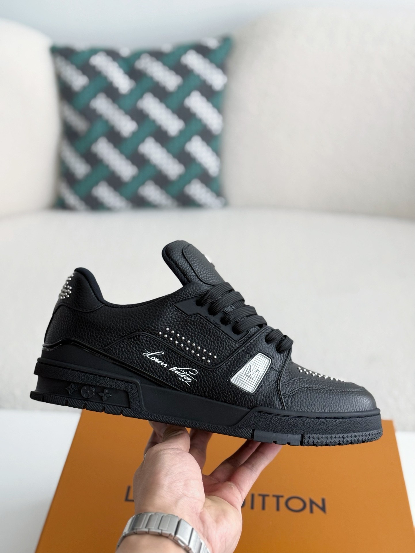 [#3876」 LOUIS VUITTON TRAINER SNEAKERS