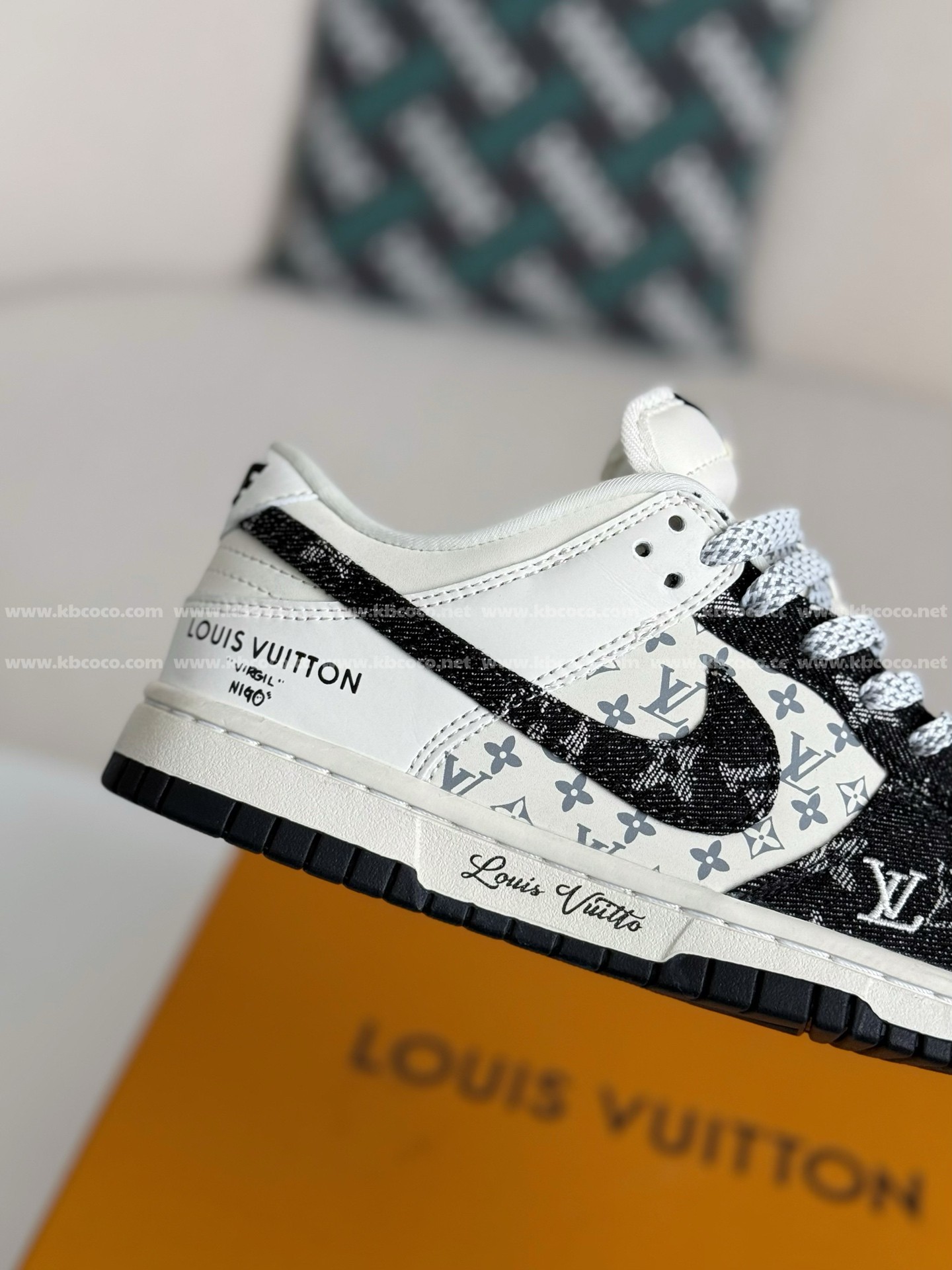 【#5201】 LOUIS VUITTON x Nike DunkCasual Sneakers