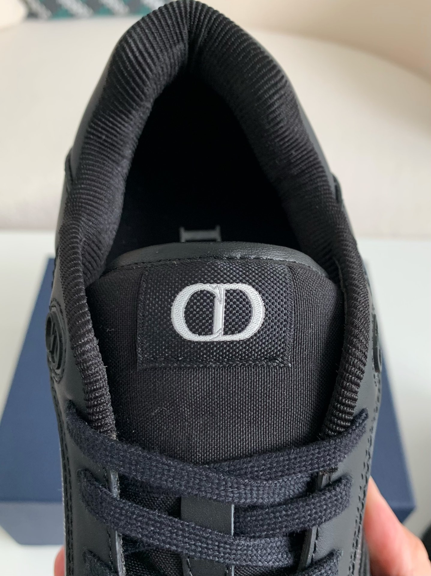 DIOR HIGH LEVEL B27 Sneaker