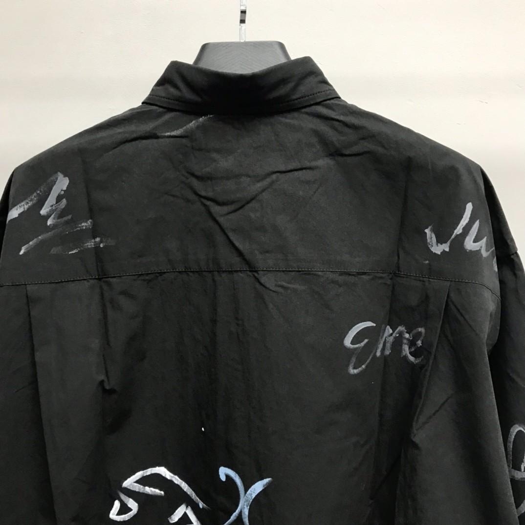 Balenciaga BLCG graffiti long-sleeved shirt