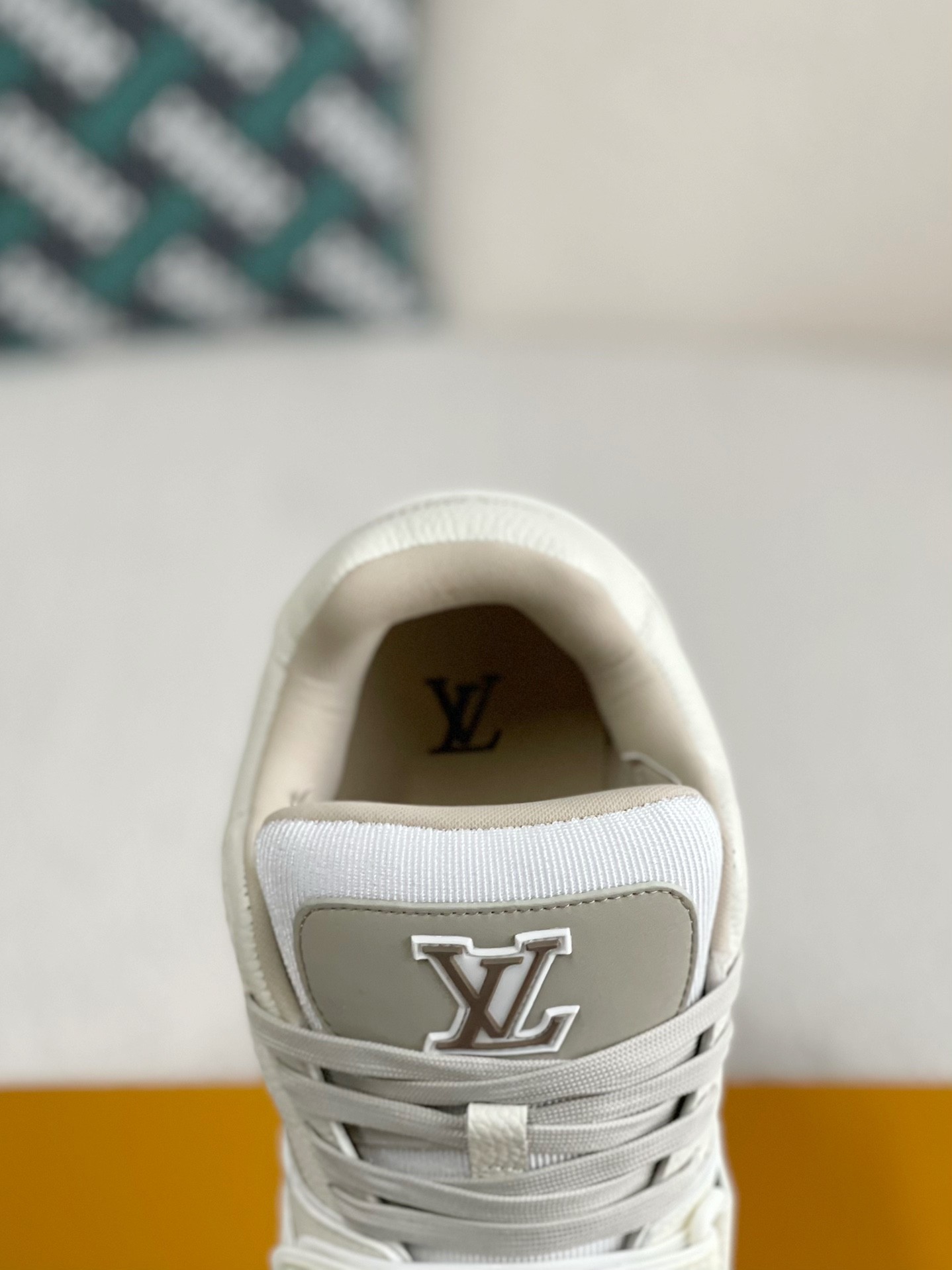 [#3343」 LOUIS VUITTON TRAINER SNEAKERS