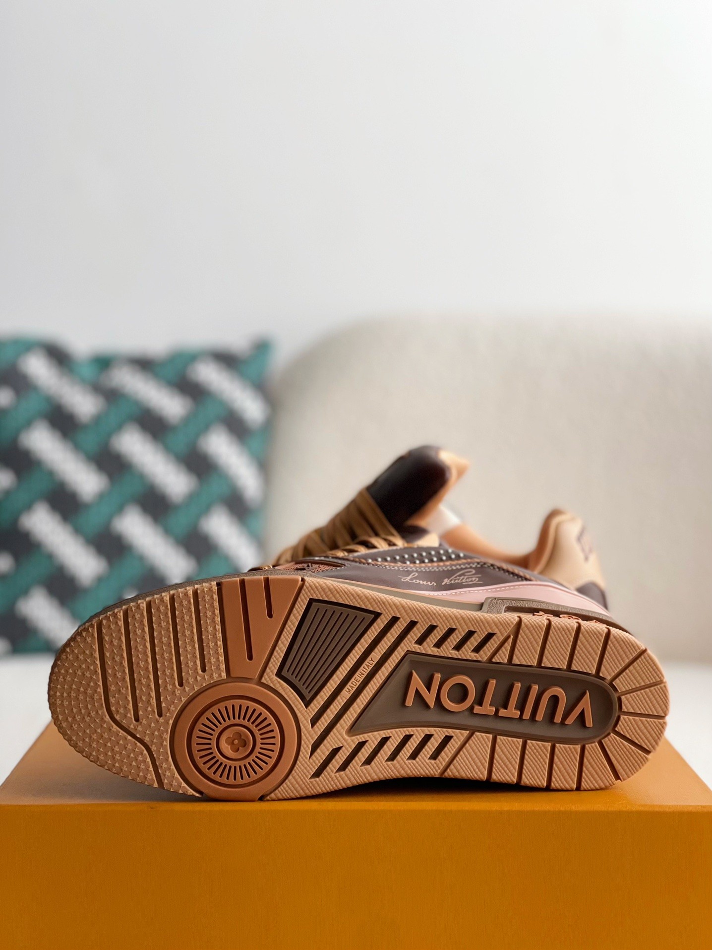 [#3311]LOUIS VUITTON TRAINER SNEAKERS