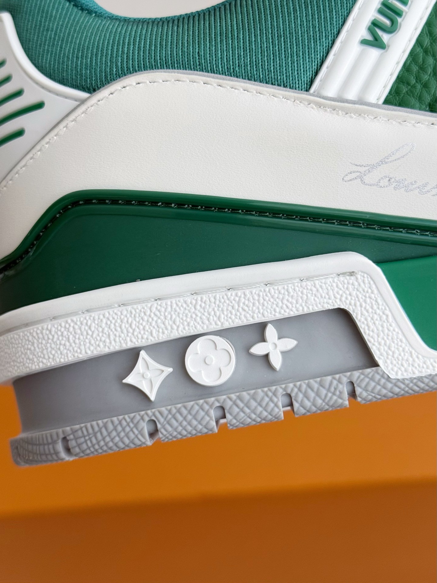 [#3886]LOUIS VUITTON TRAINER SNEAKERS