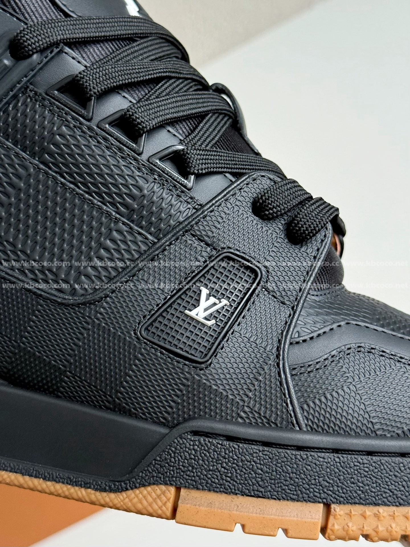 【#5441】 LOUIS VUITTON TRAINER SNEAKERS