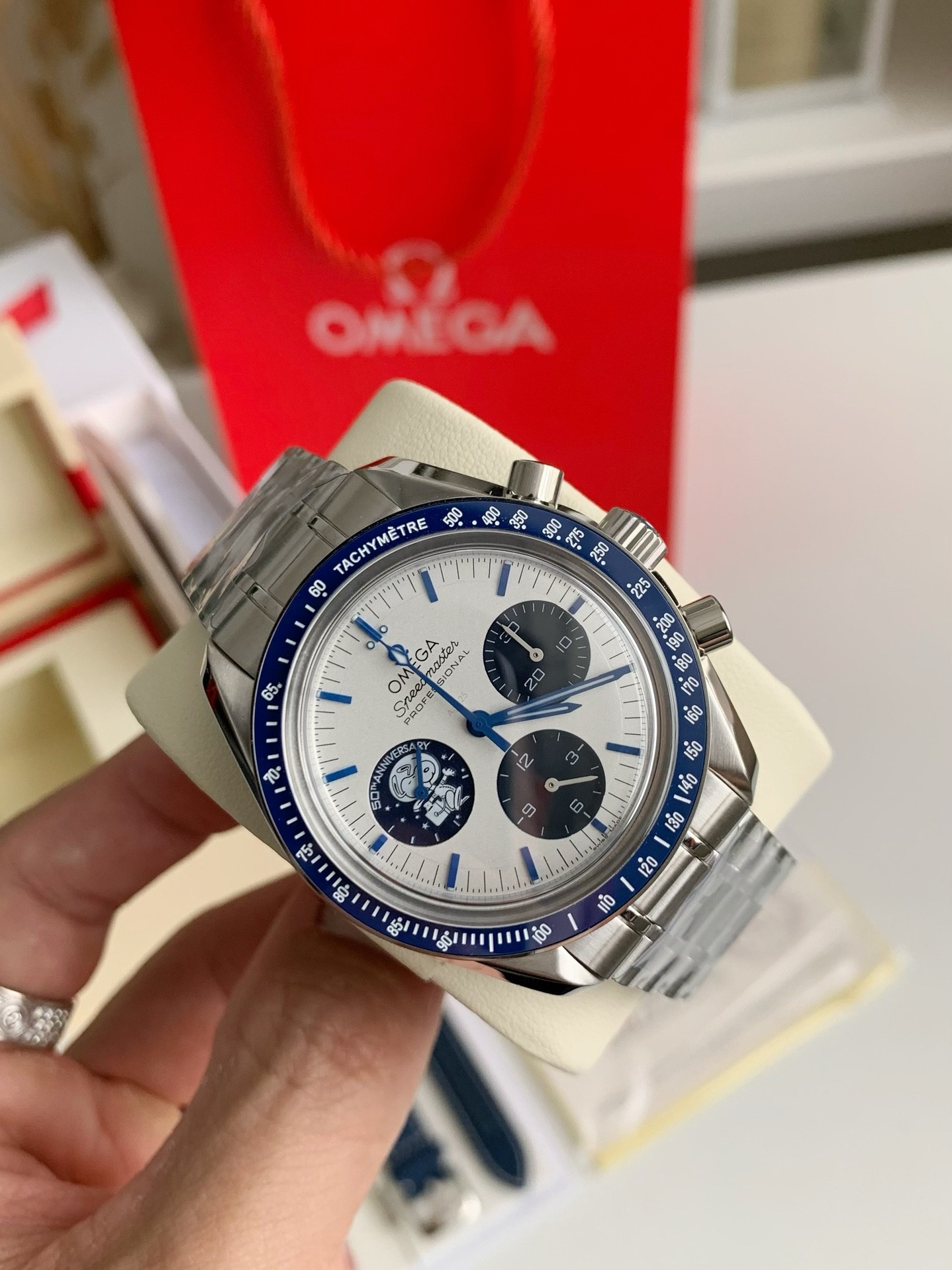 【#3809】Omega Snoopy Award 50m Waterproof Watch, 42mm