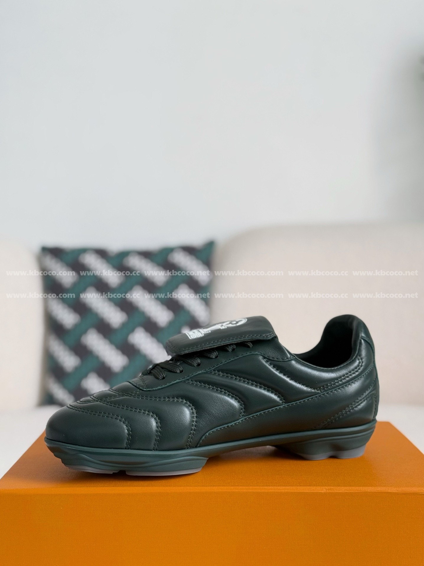 【#4247】LV Footprint Soccer Sneaker