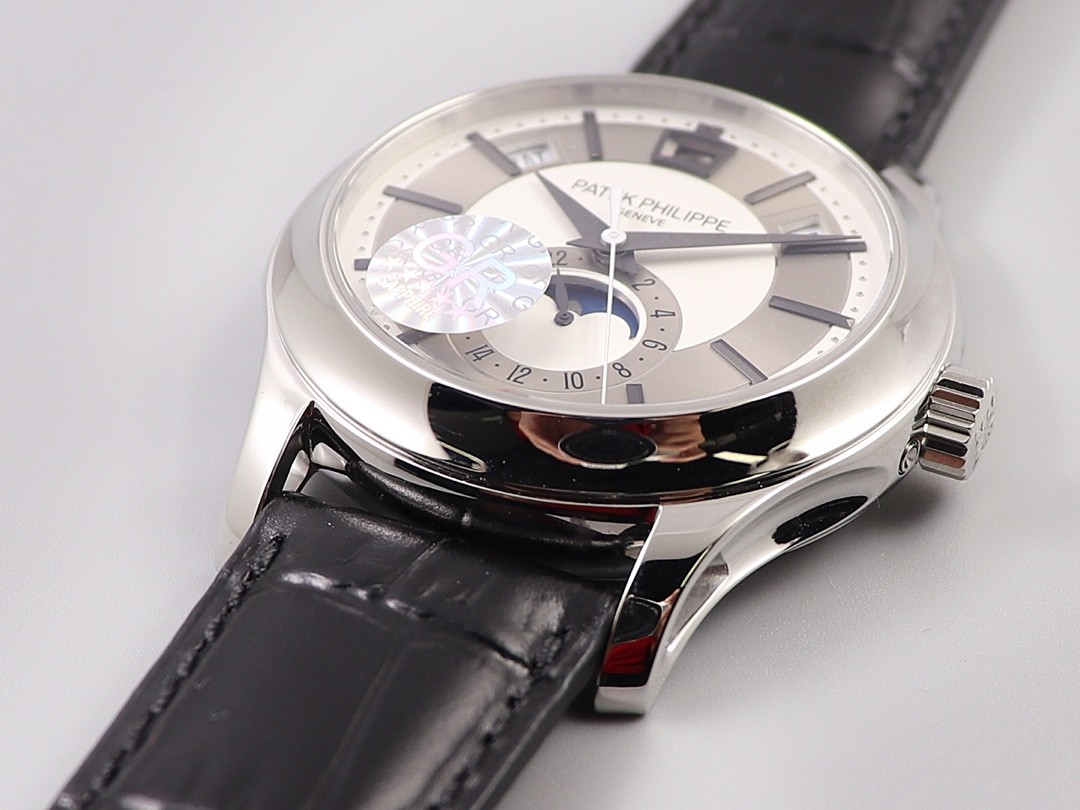 【#2540】 PATEK PHILIPPE 5205G-013 Series watch