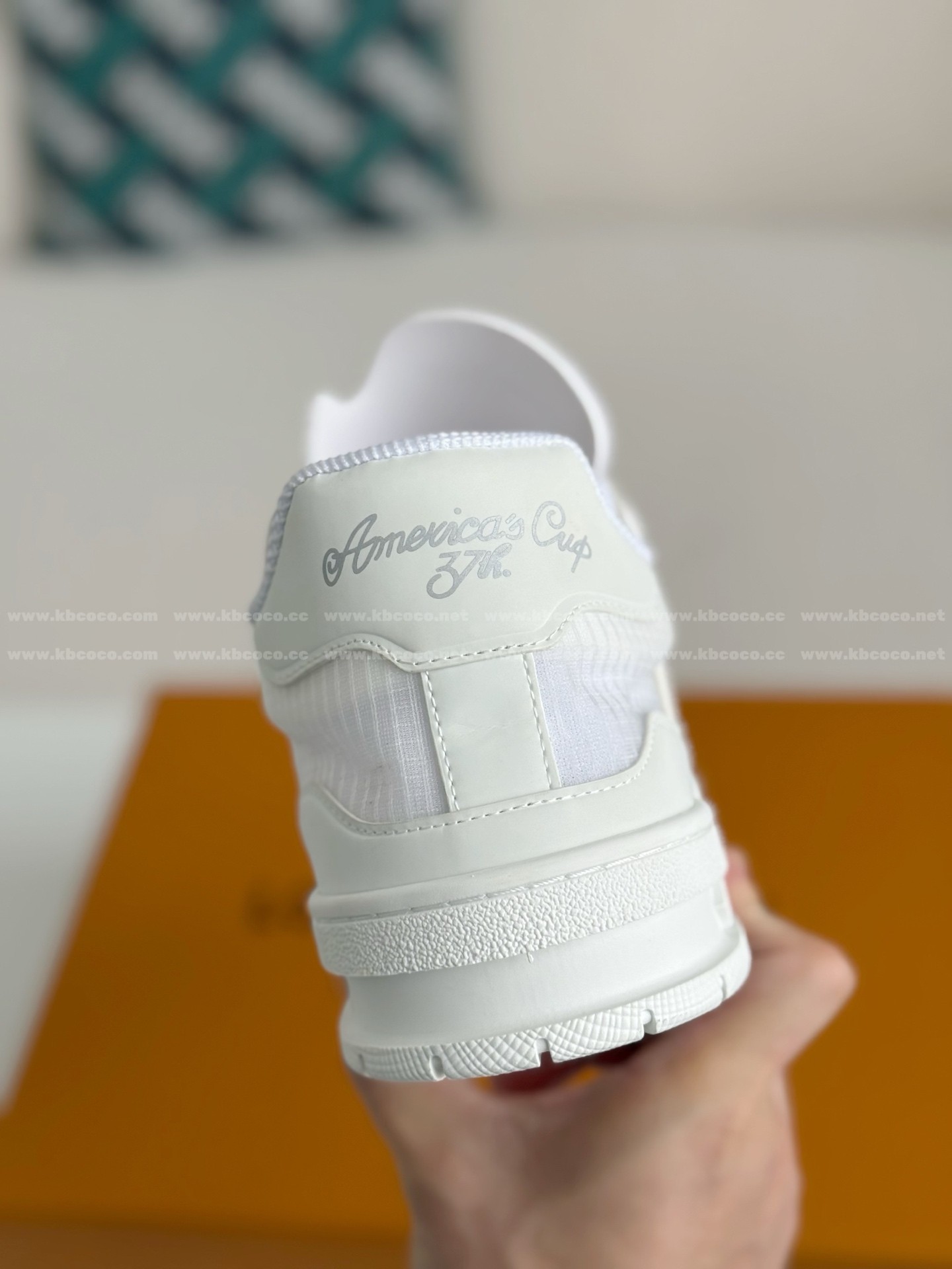 【#5908】 LOUIS VUITTON TRAINER 37TH AMERICA'S CUP SNEAKERS