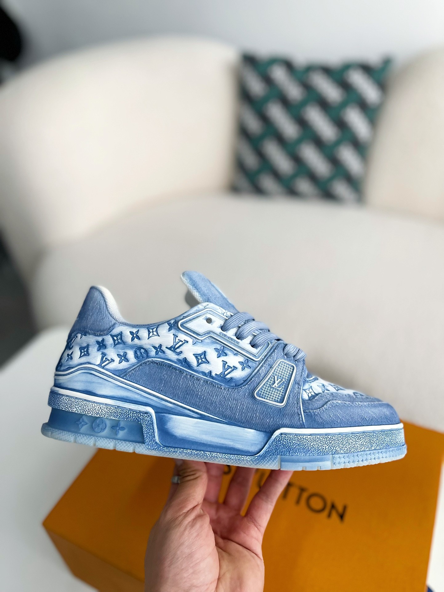 [#3318」 LOUIS VUITTON TRAINER SNEAKERS