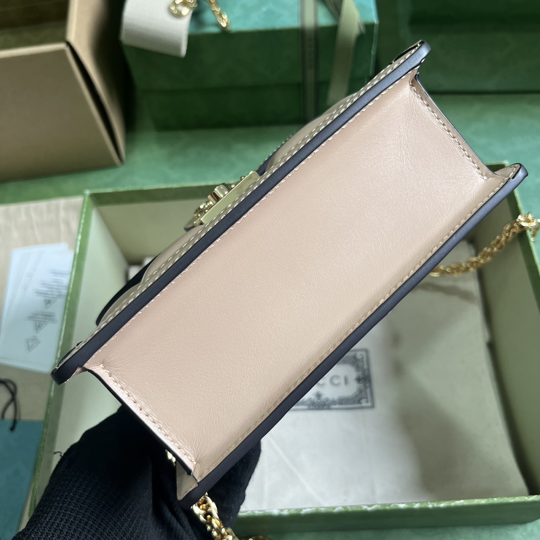 GUCCI GG Matelassé handbag724499 Top quality