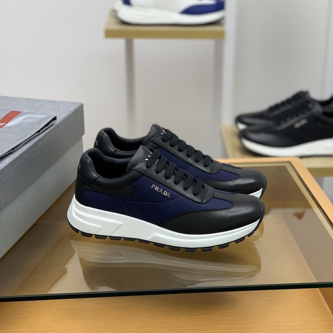 【#620】 Prada Sneakers