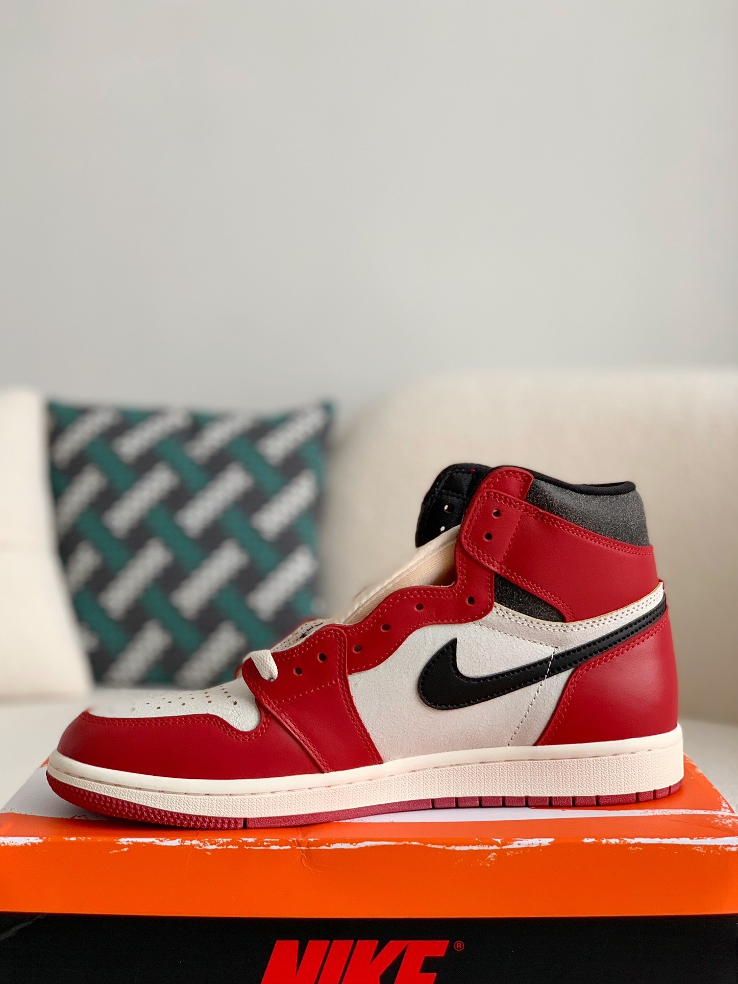 Air jordan 1 Retro High OG Chicago Red