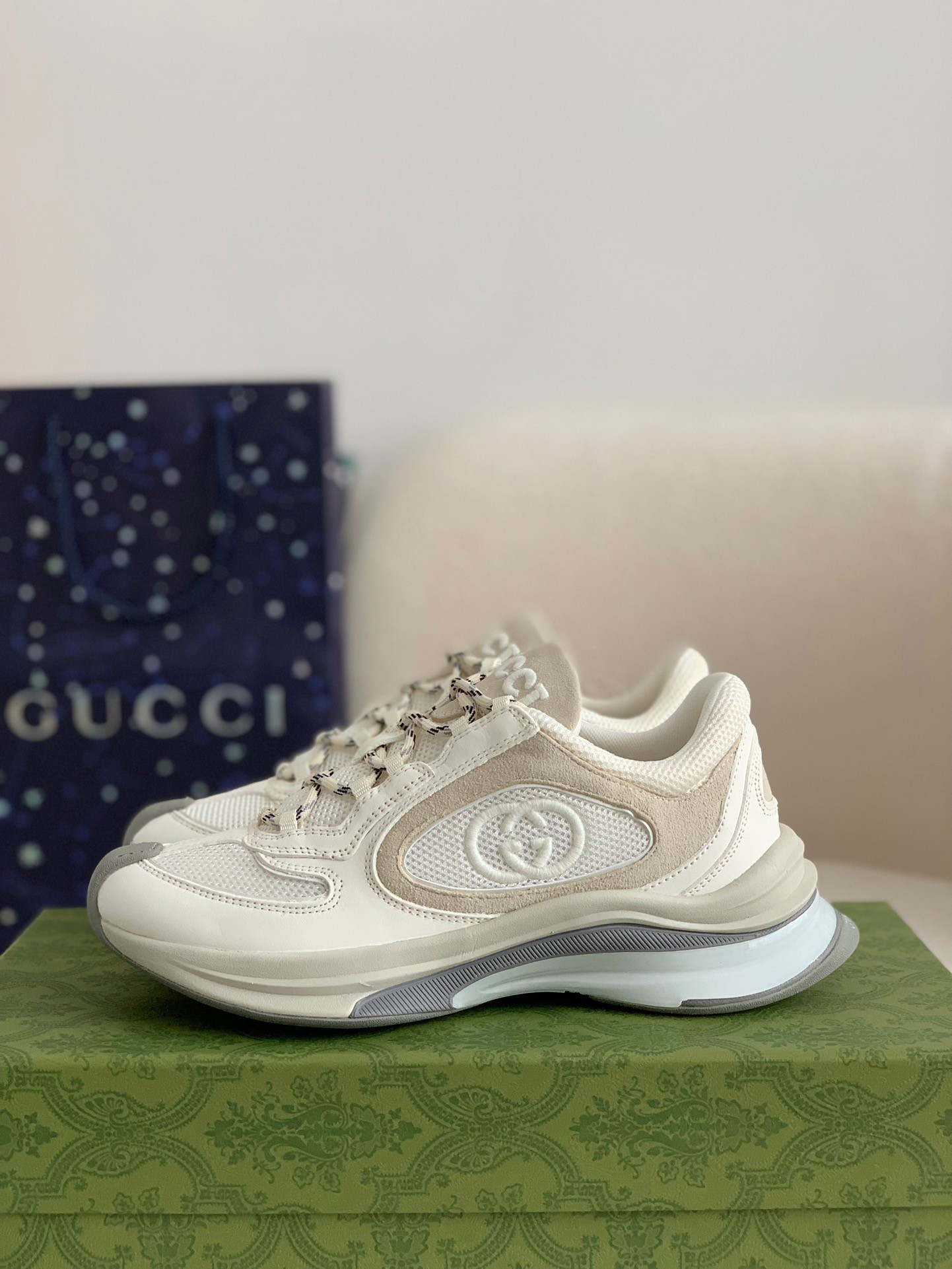 Gucci Retro Clunky Sneaker