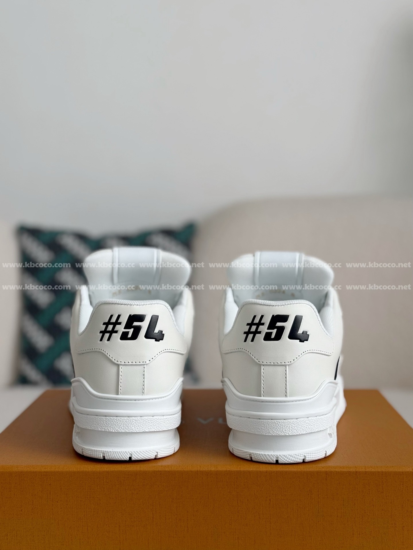 【#4636】 LOUIS VUITTON TRAINER SNEAKERS