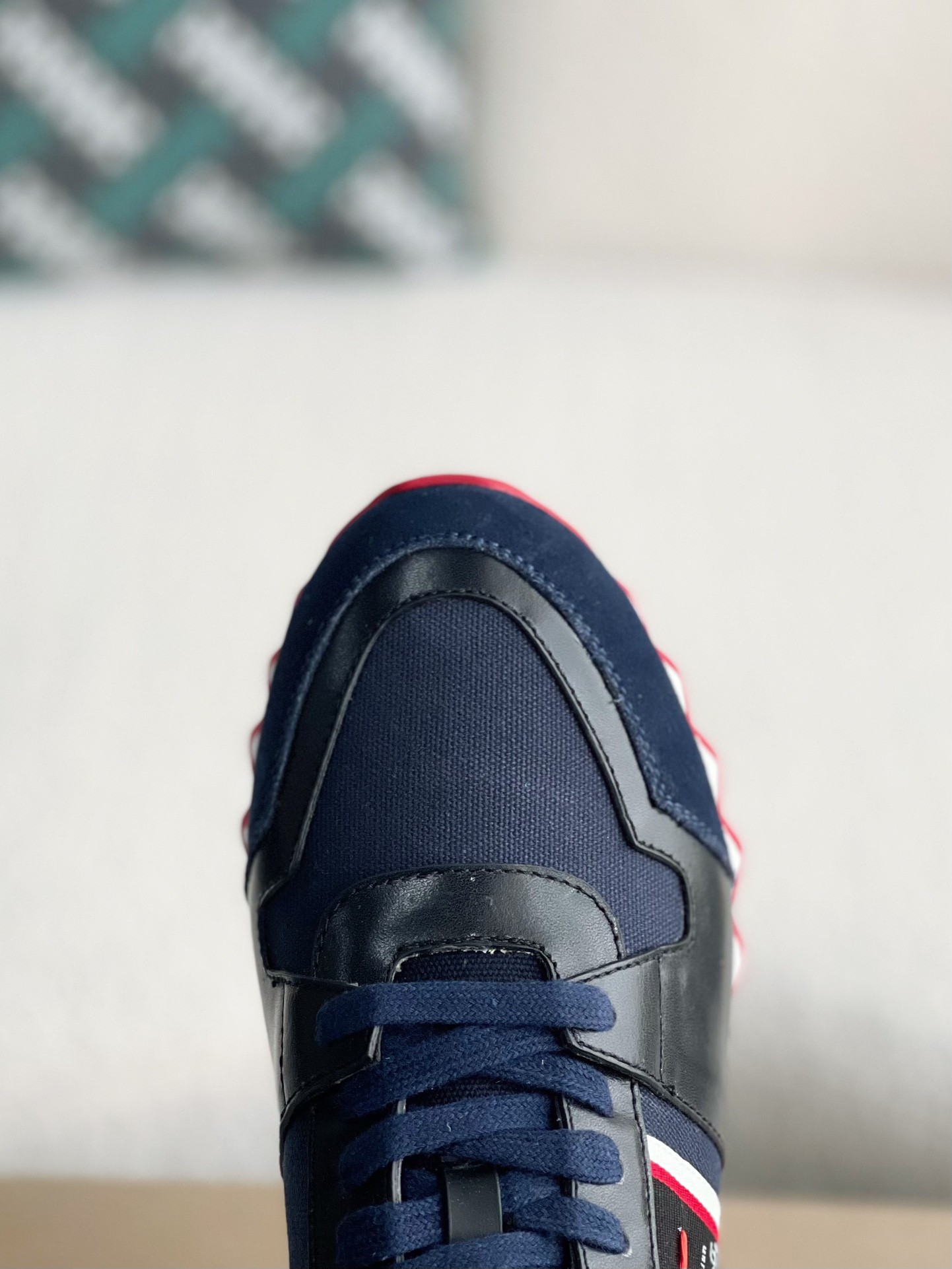 【#3015】 Christian Louboutin Sneakers