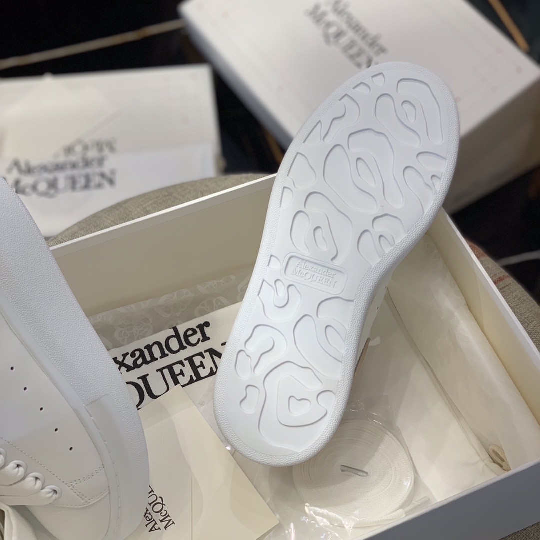 Alexander McQueen MQ rose gold tailSneakers