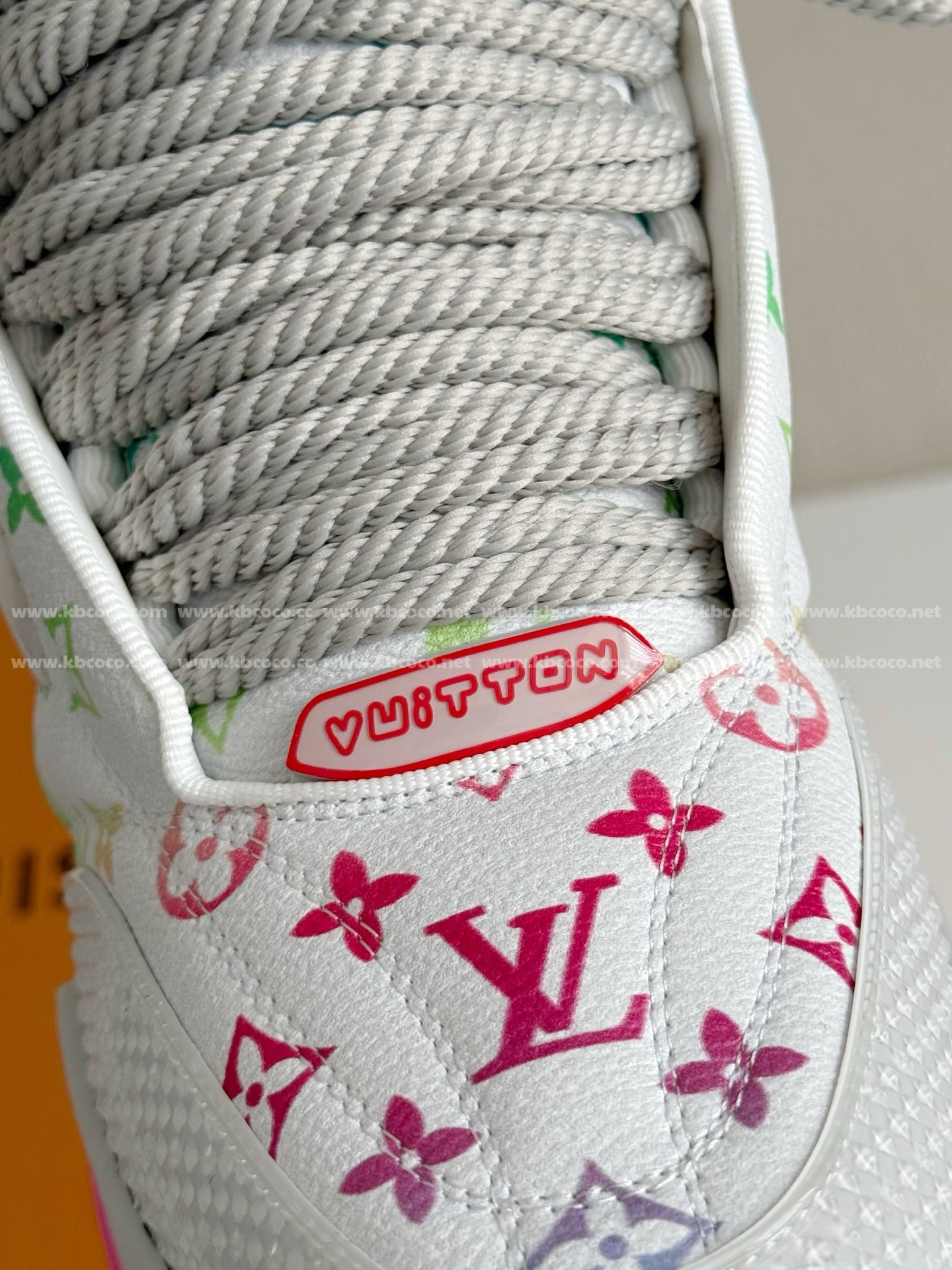 【#5284】LOUIS VUITTON RUNNER TATIC SNEAKERS
