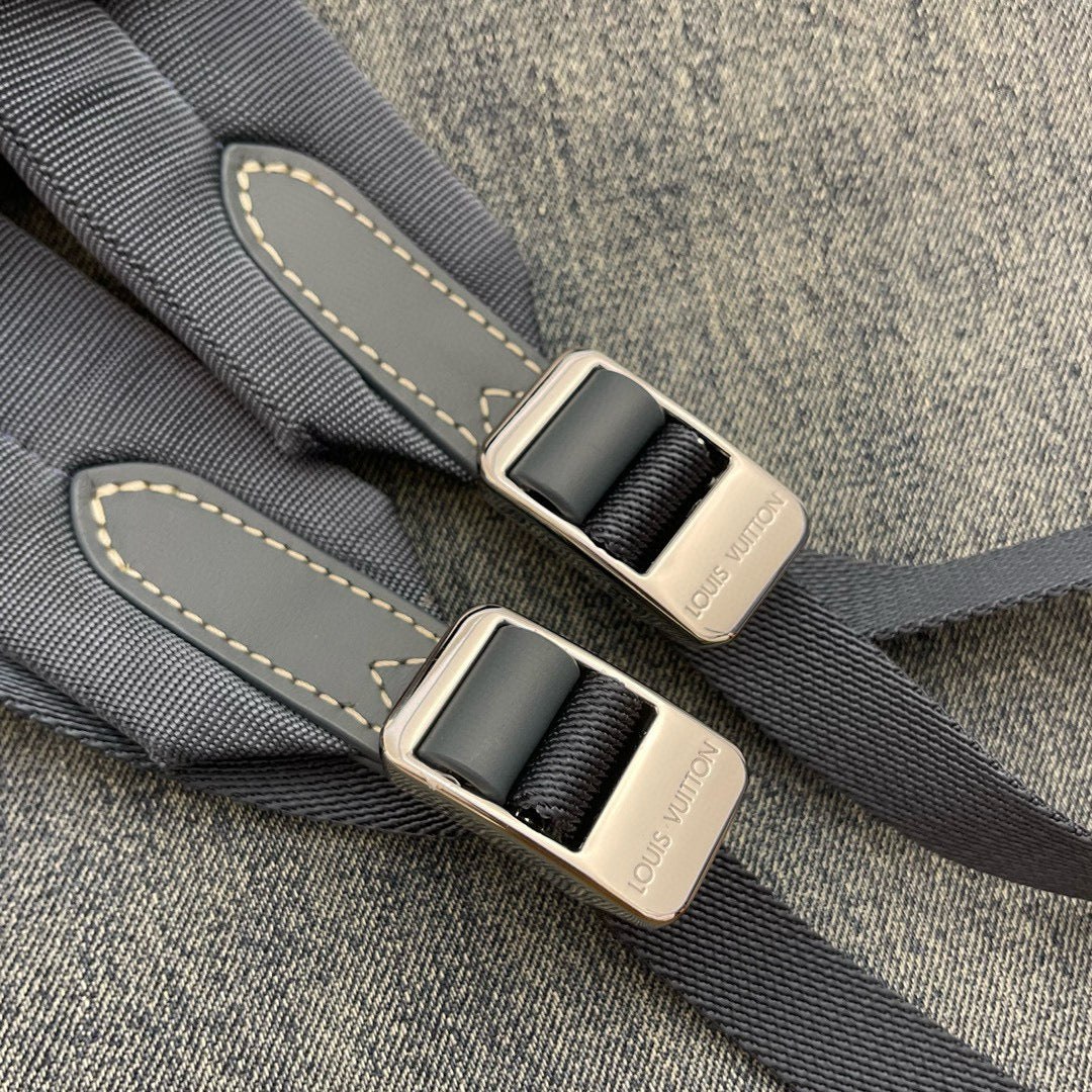 LOUIS VUITTON FW23 Montsouris Backpack/Top Quality M22534