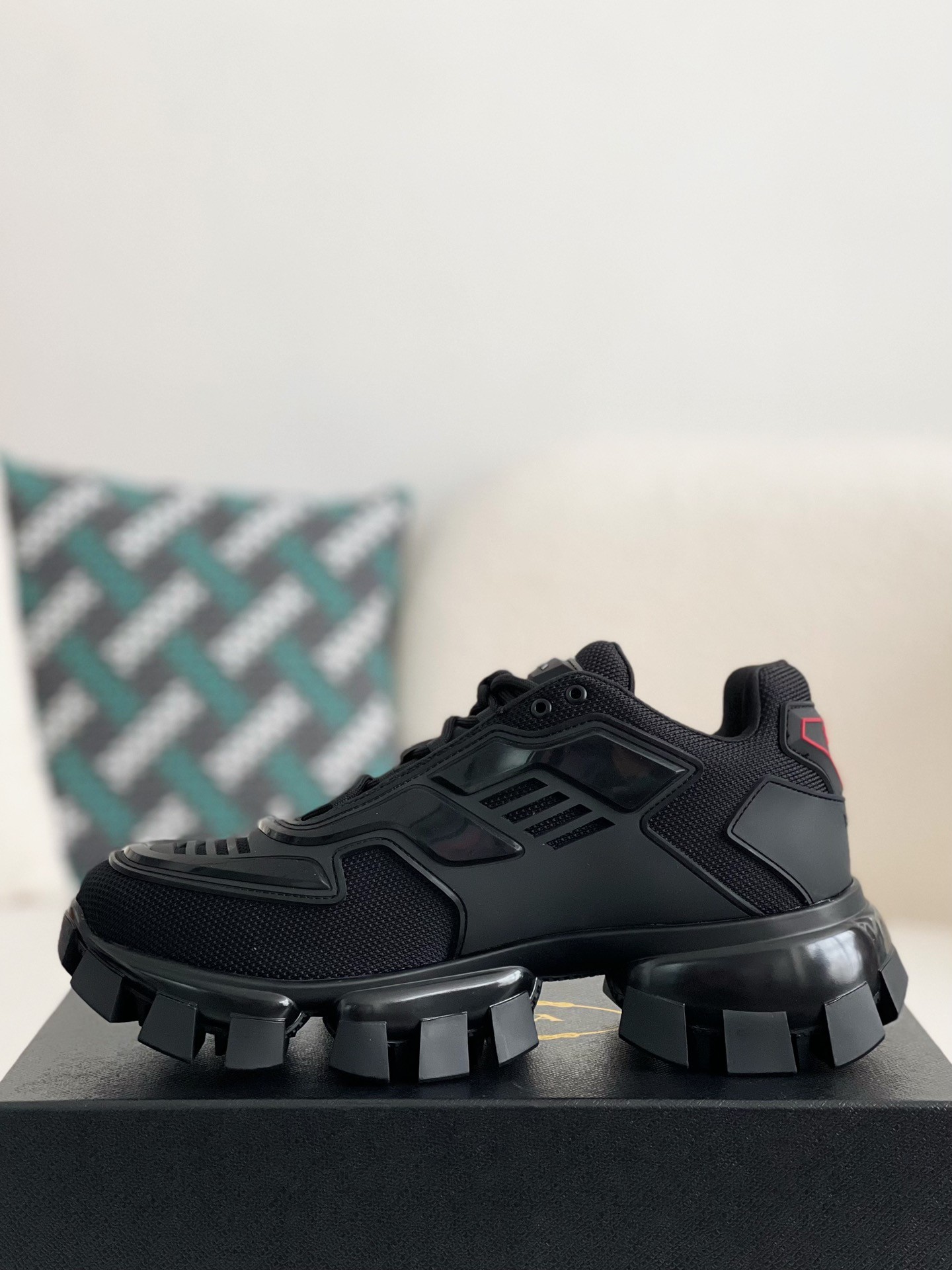 【#1511】 Prada Cloudbus Thunder technology fabric sneakers