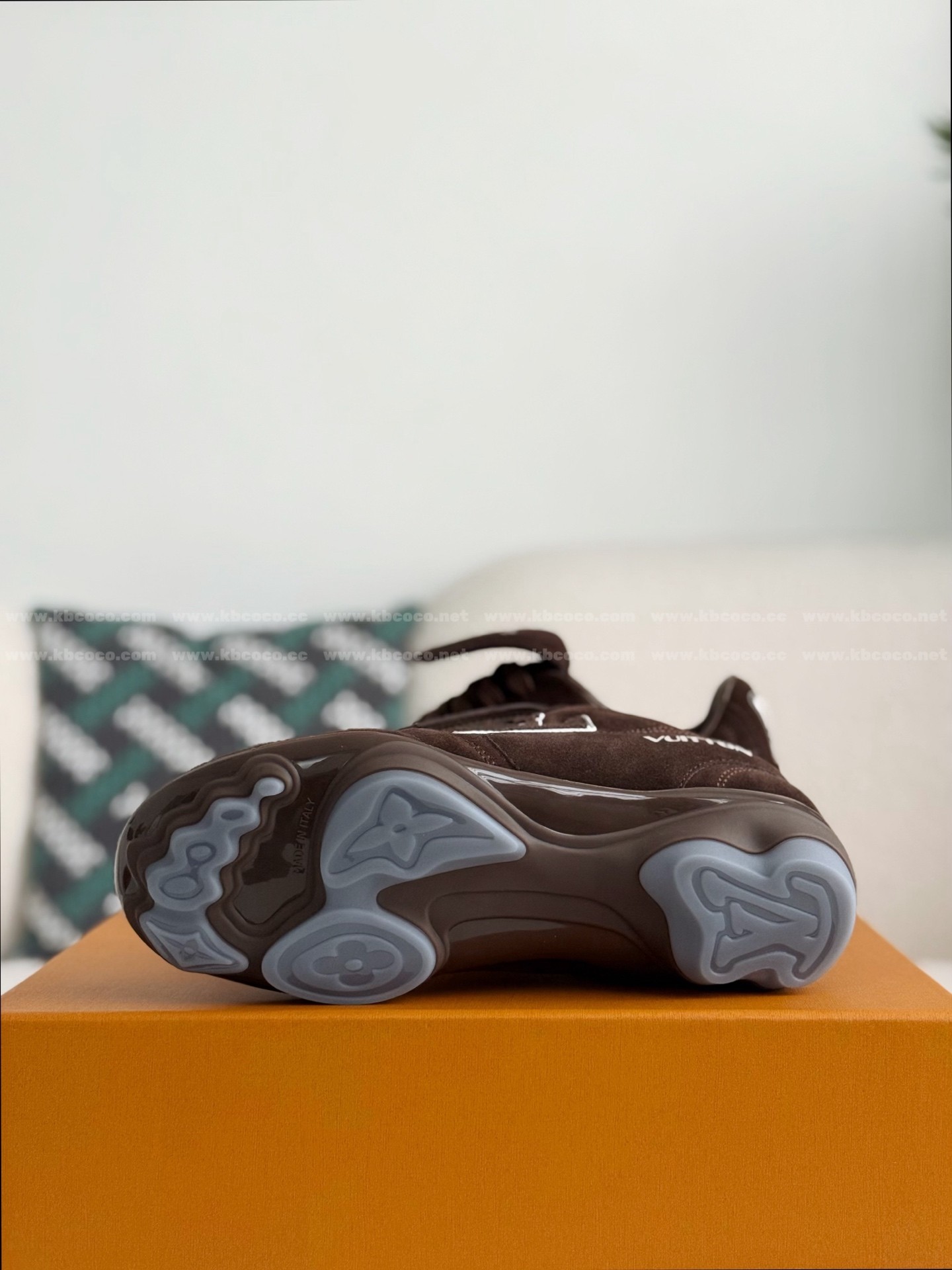 【#5871】 LOUIS VUITTON FOOTPRINTSOCCER CASUAL SHOES