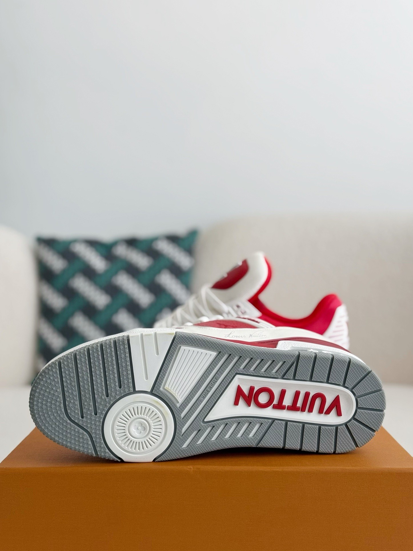 [#3887」 LOUIS VUITTON TRAINER SNEAKERS