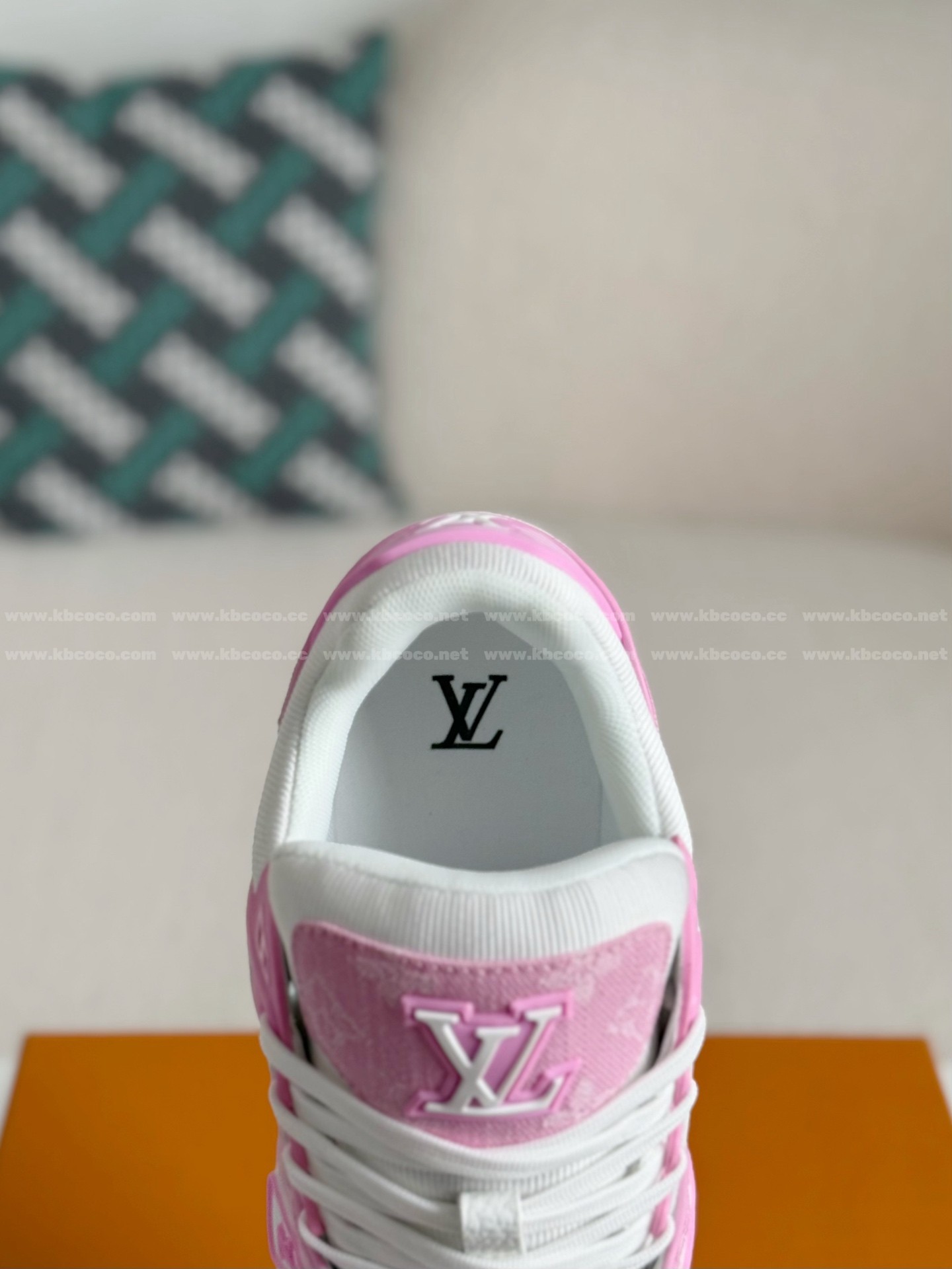 【#5755】 LOUIS VUITTON TRAINER SNEAKERS