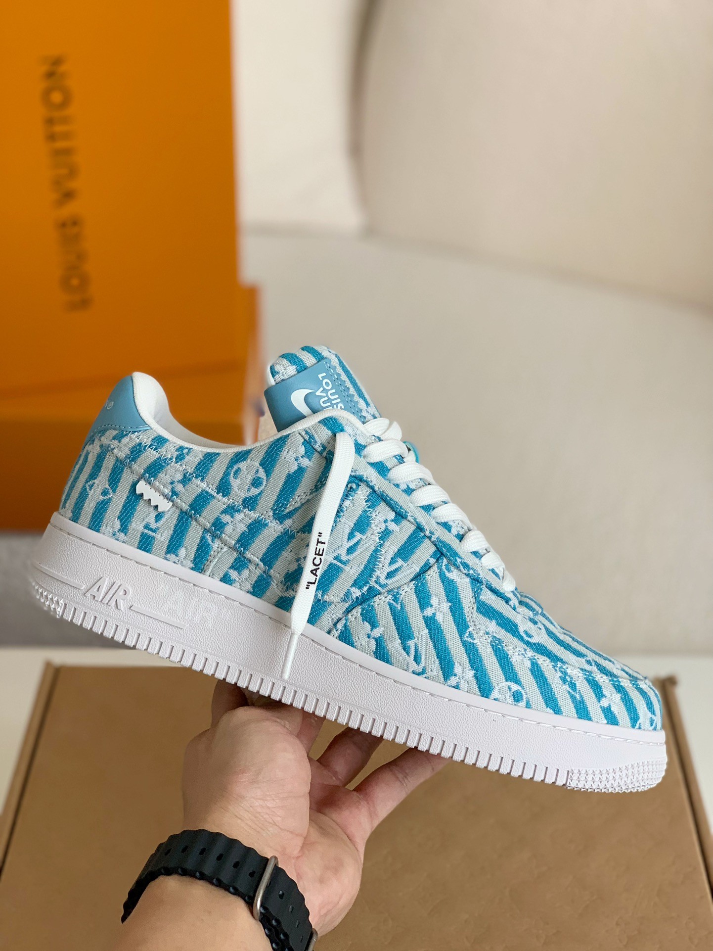 LOUIS VUITTON x NIKE AIR FORCE 1 SNEAKER