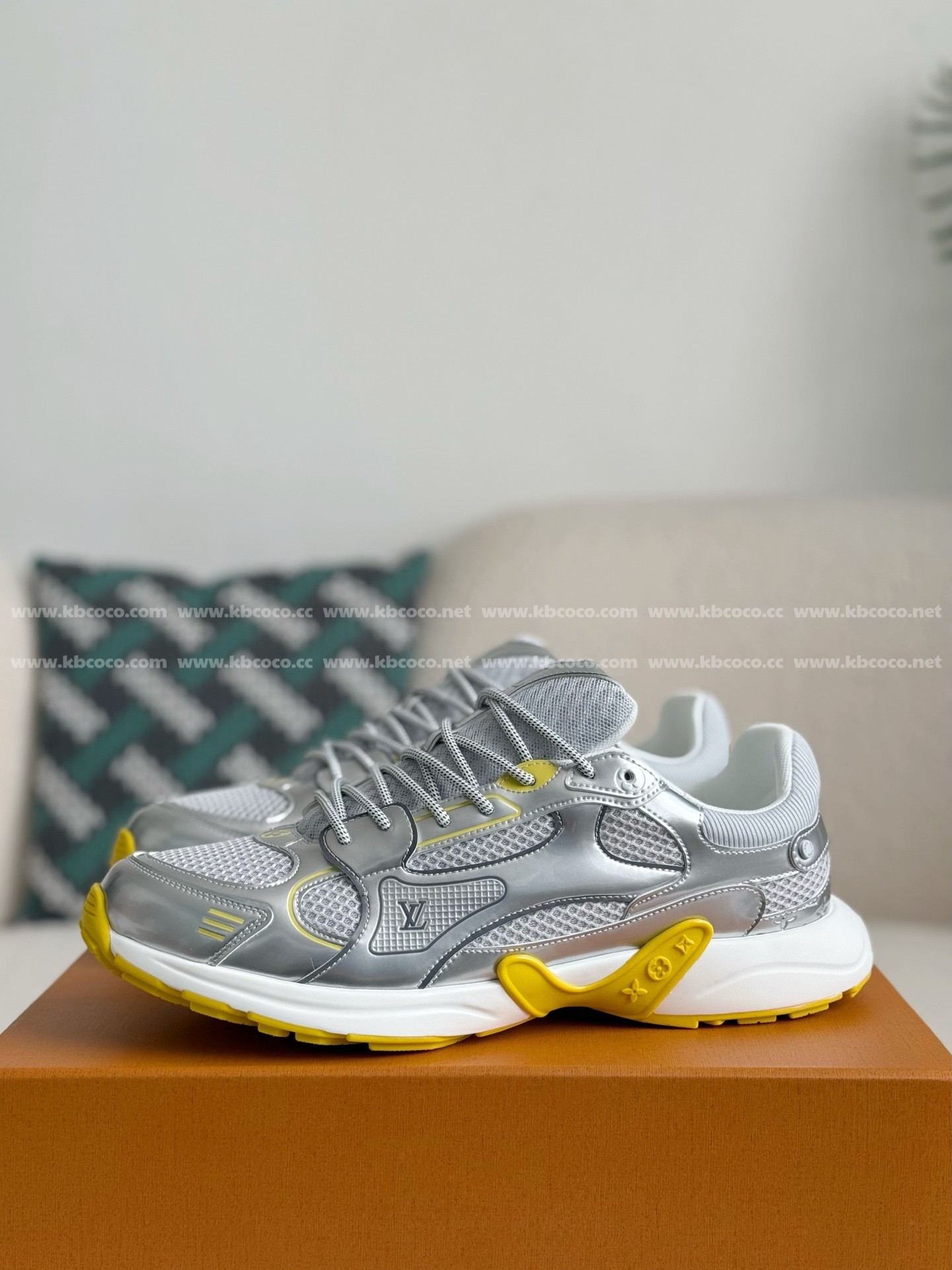 【#5216】 LOUIS VUITTON OLYMPIA CASUAL SHOES