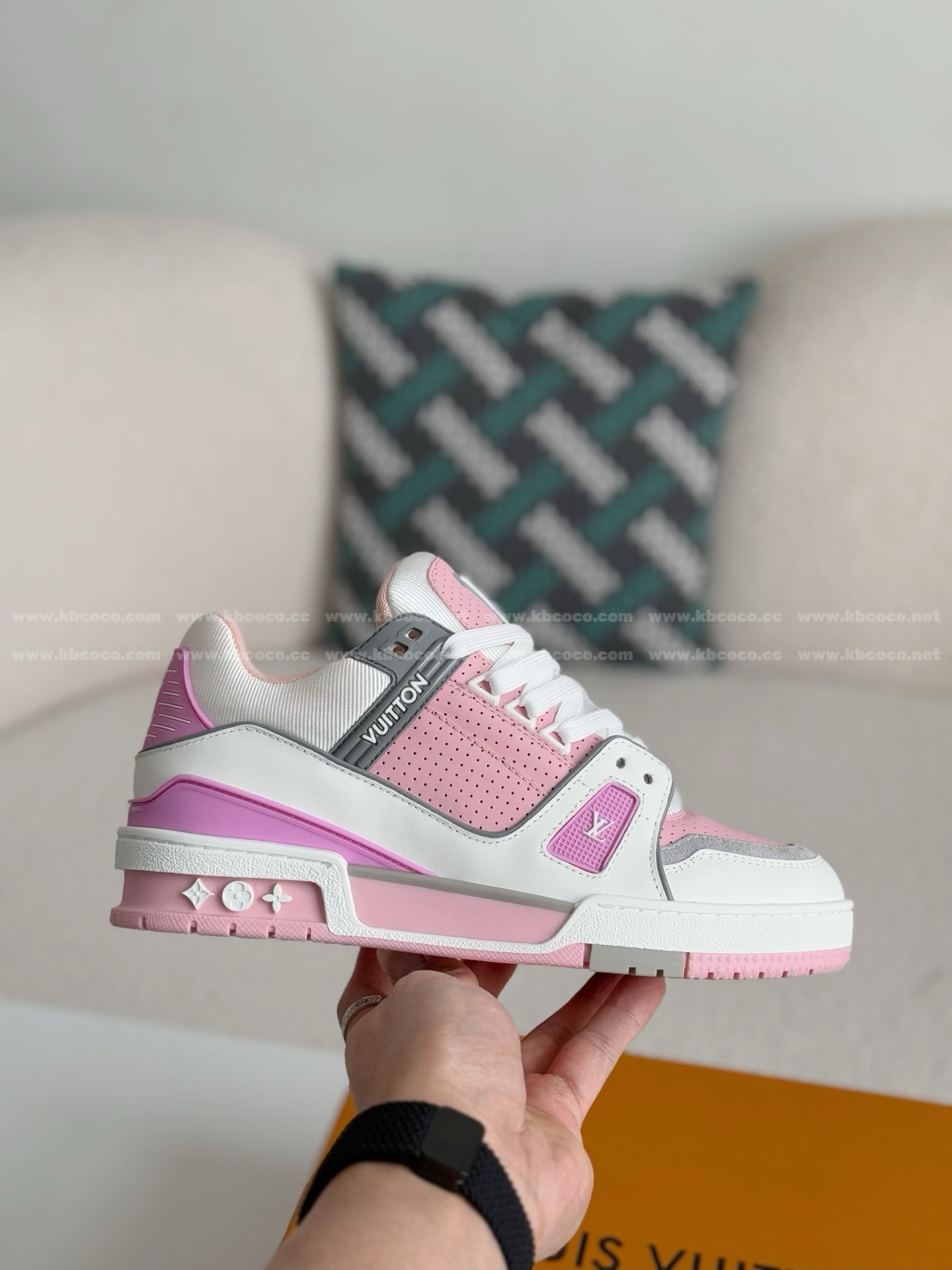 【#5775】 LOUIS VUITTON TRAINER SNEAKERS