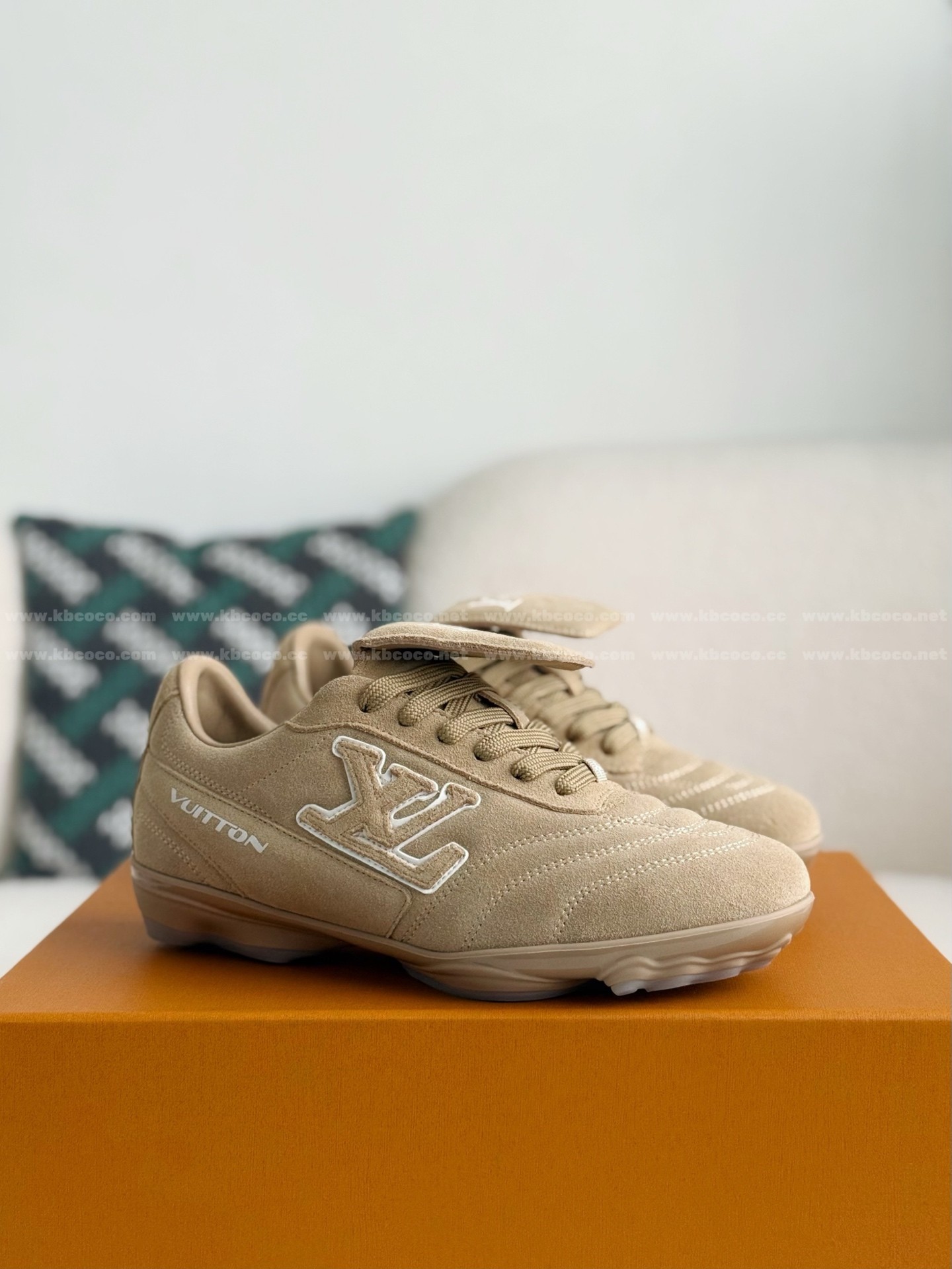 【#5870】 LOUIS VUITTON FOOTPRINTSOCCER CASUAL SHOES