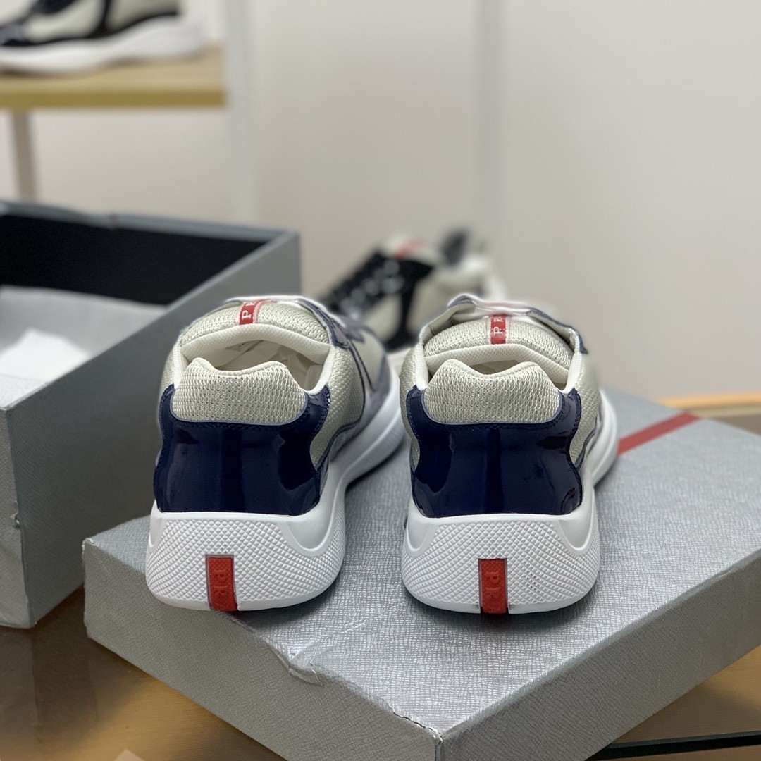 【#624】 Prada Sneakers