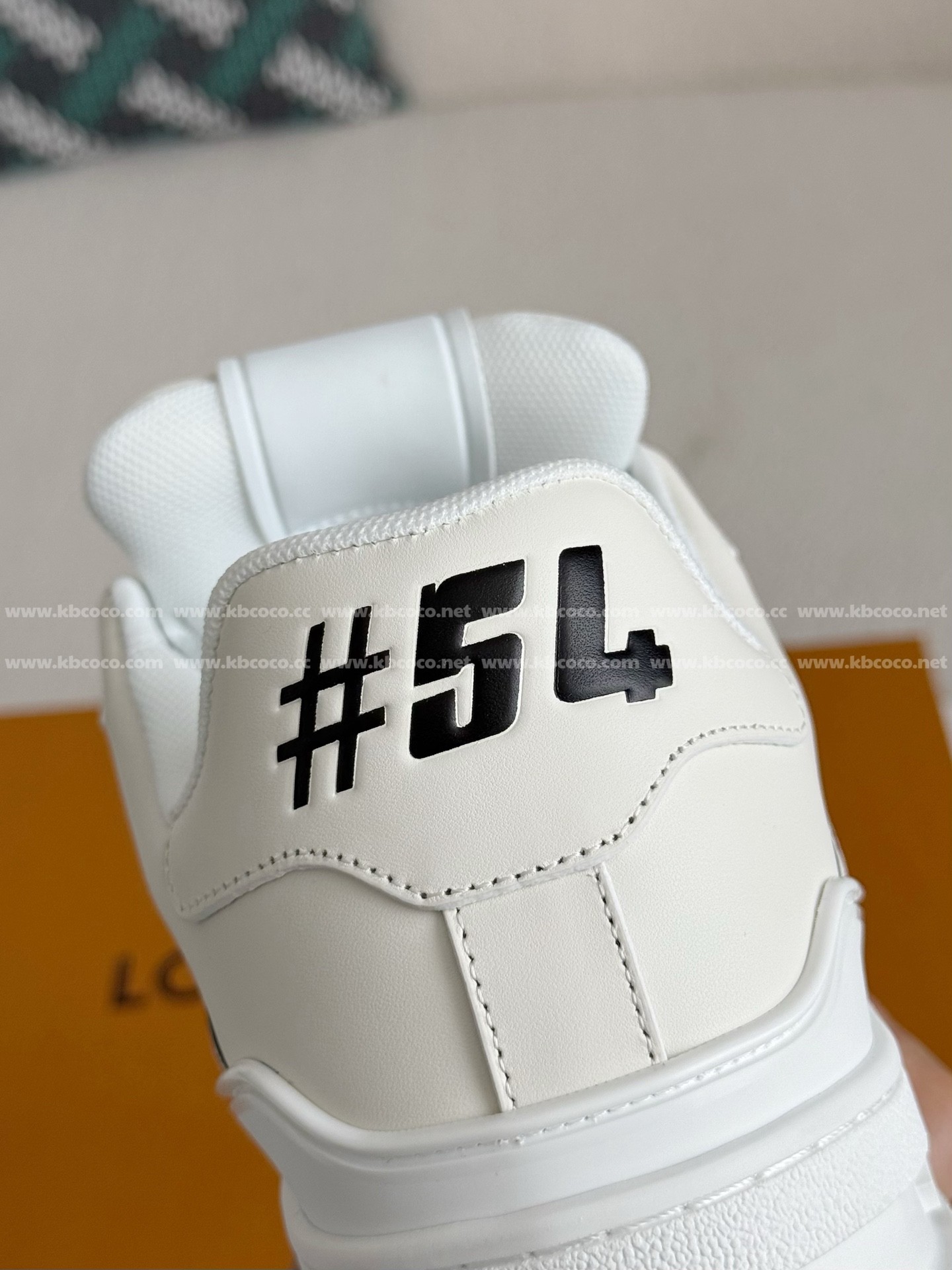 【#4636】 LOUIS VUITTON TRAINER SNEAKERS