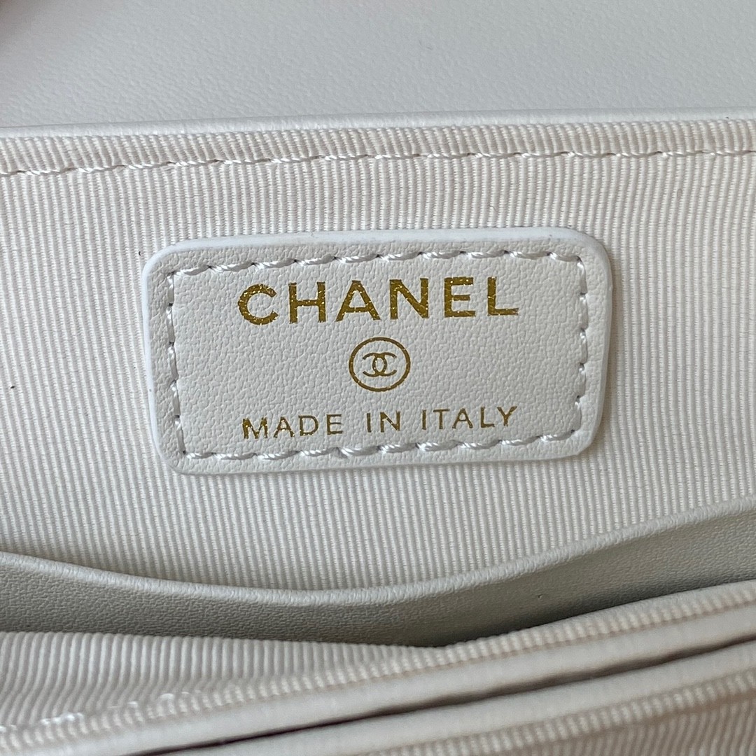 Chanel 23A Advanced Handicraft ShopSeries Black Gold Leather Chain Piercing Bag AP3373, Top Quality