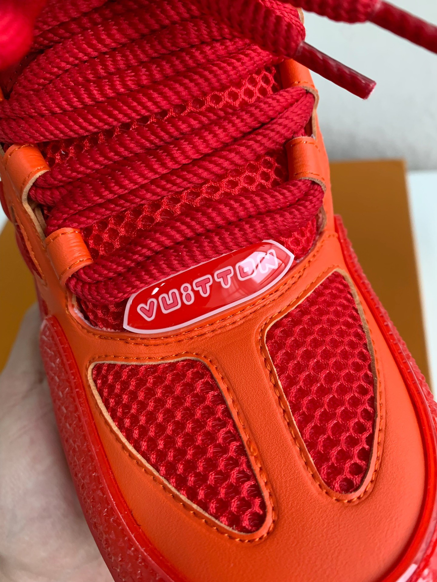 LOUIS VUITTON RUNNER TATIC sneaker