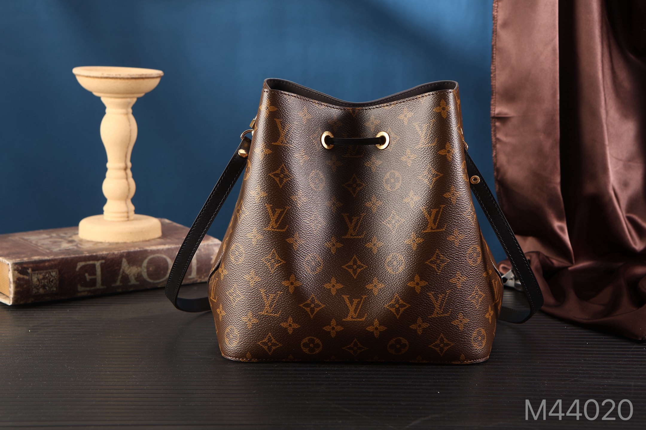 LOUIS VUITTON NÉONOÉ MM Bucket bag/top quality M44020