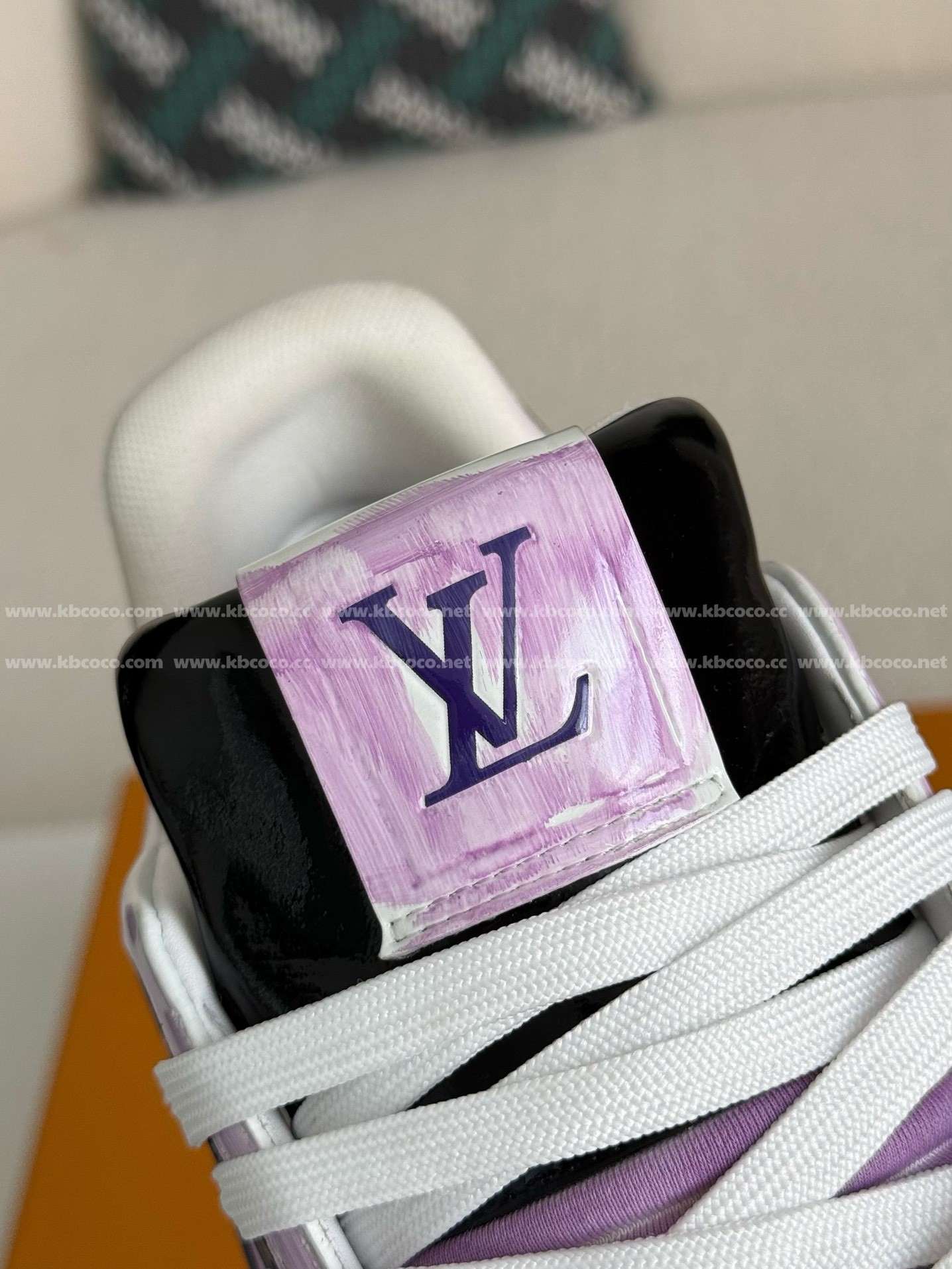 【#4490】 LOUIS VUITTON TRAINER SNEAKERS