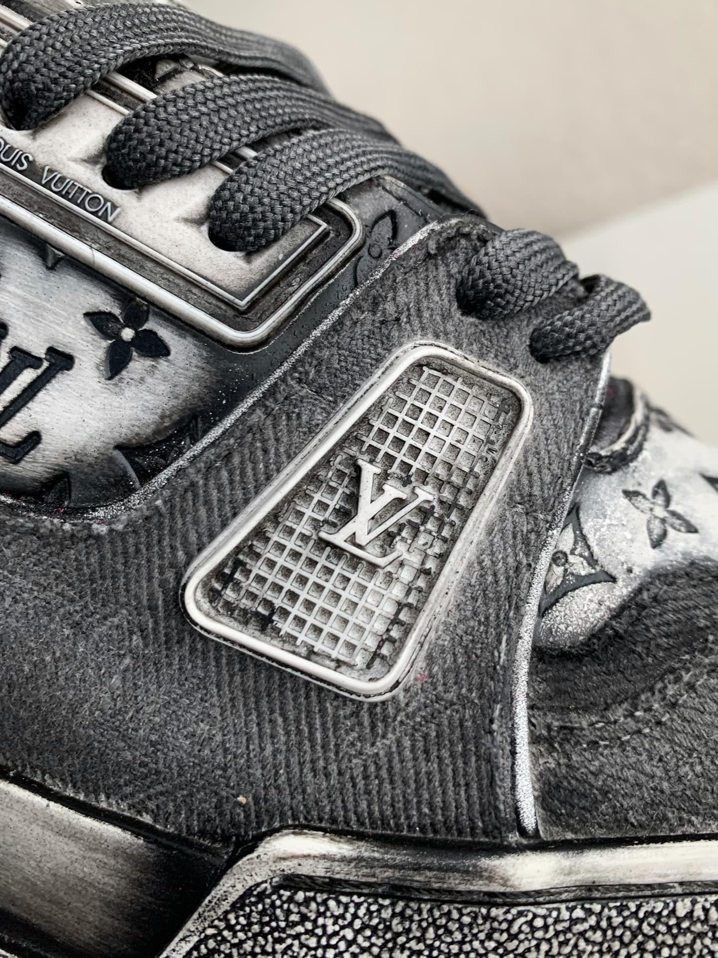 [#3320]LOUIS VUITTON TRAINER SNEAKERS